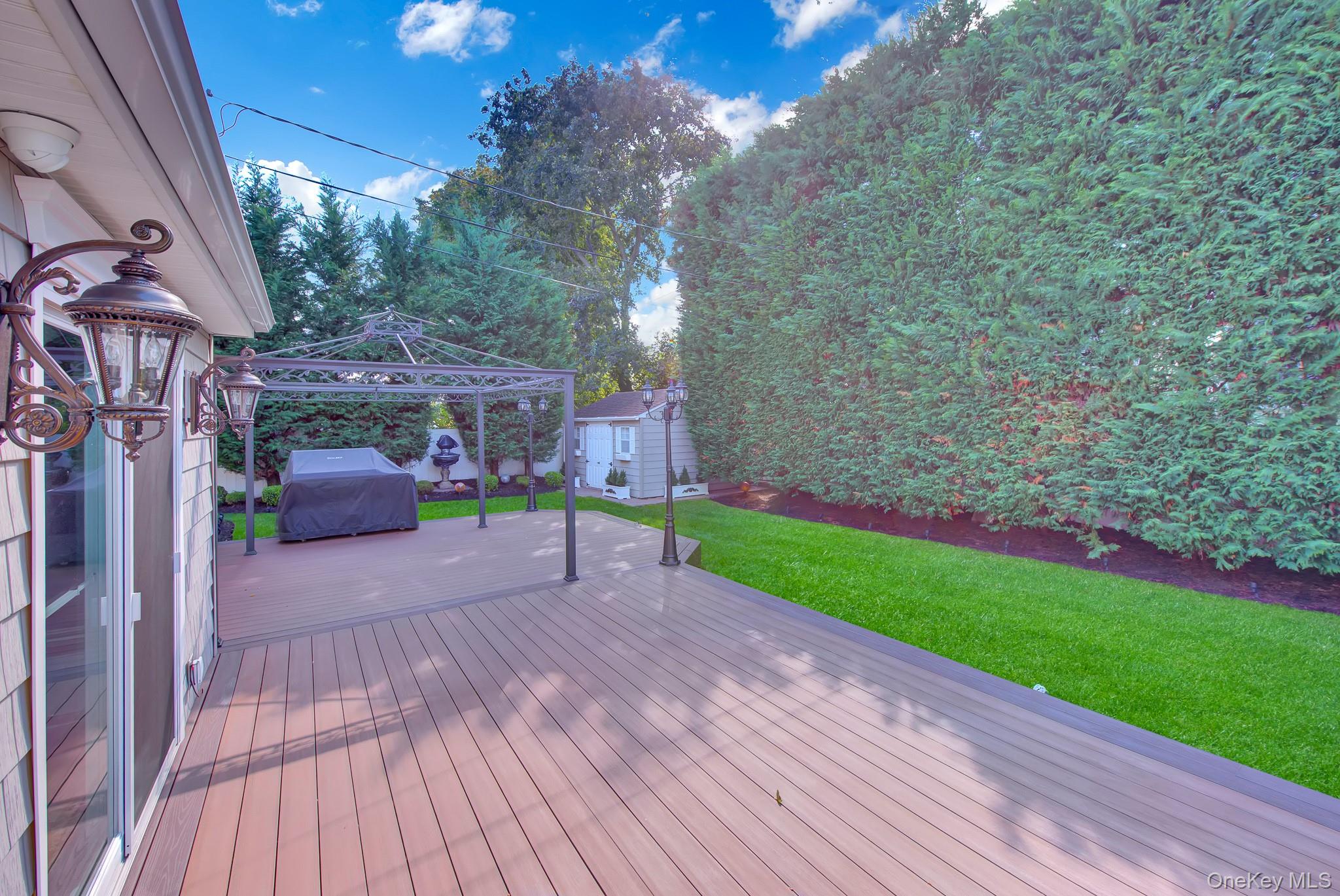 12 Crabtree Lane — photo 31
