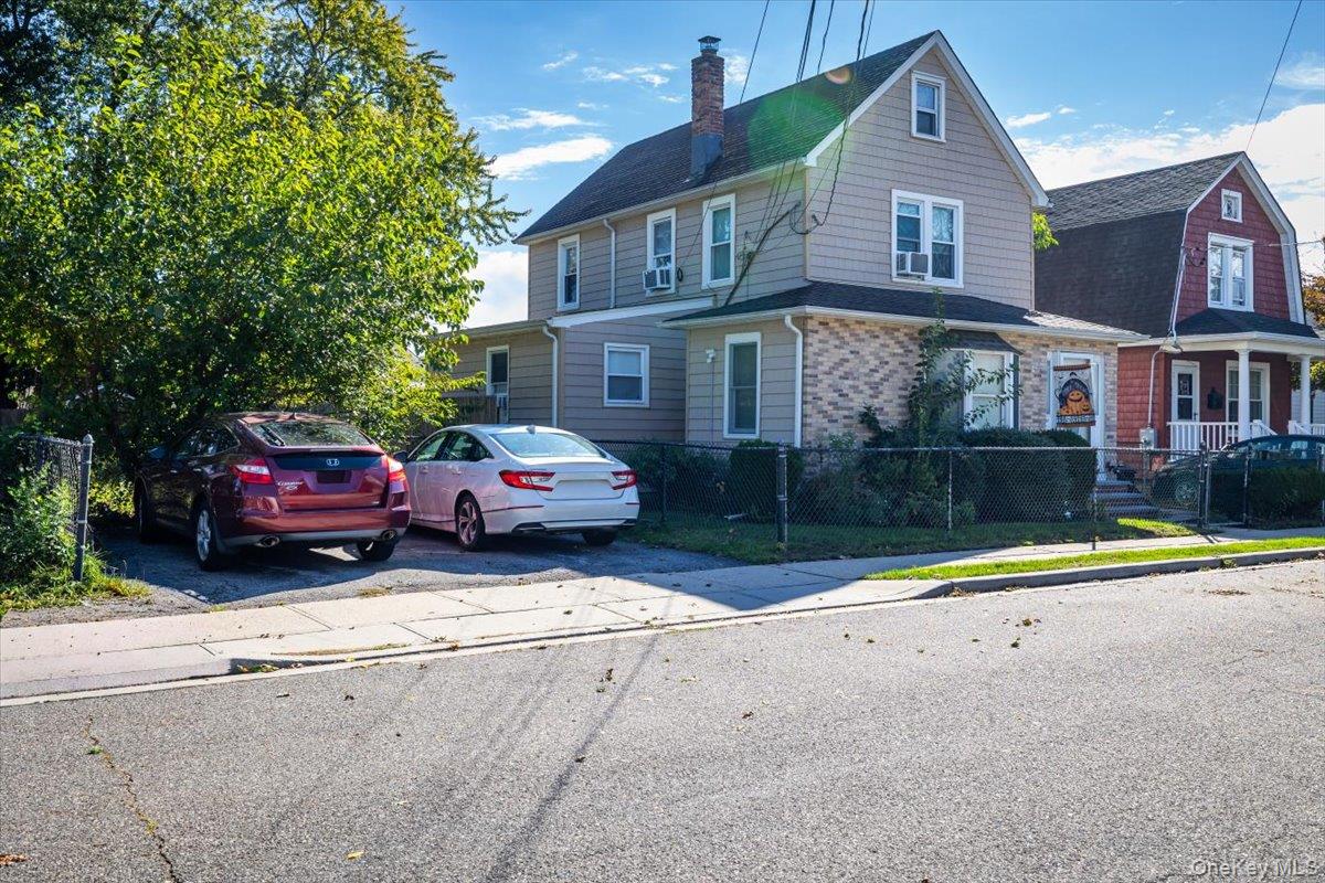 51 Columbia Street, Farmingdale