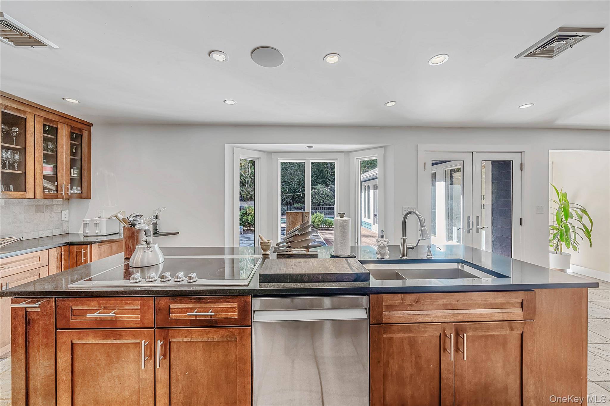 36 Circle Drive — photo 9