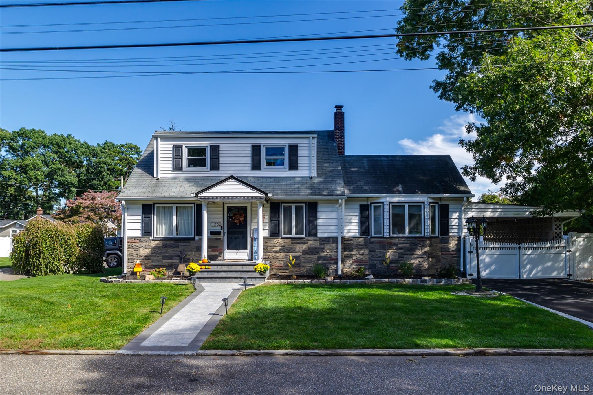 125 Carroll Avenue