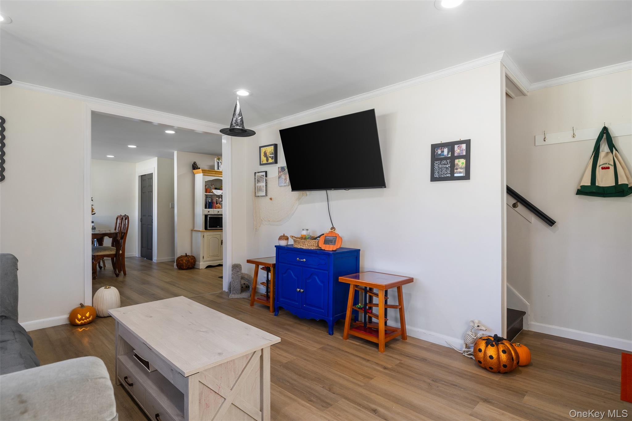 125 Carroll Avenue — photo 5