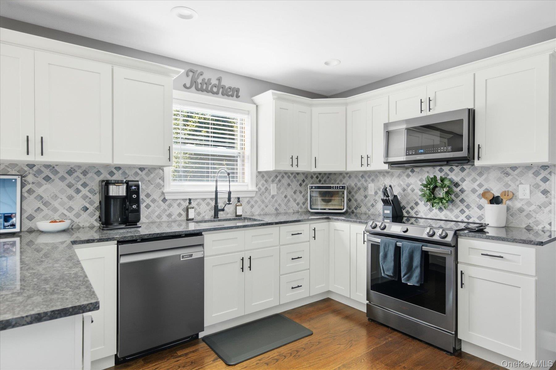 48 Sunrise Drive — photo 15