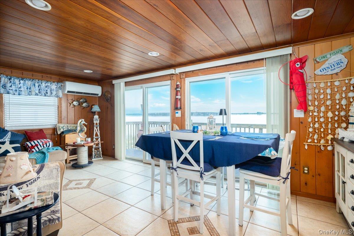 106 Shore Drive — photo 2
