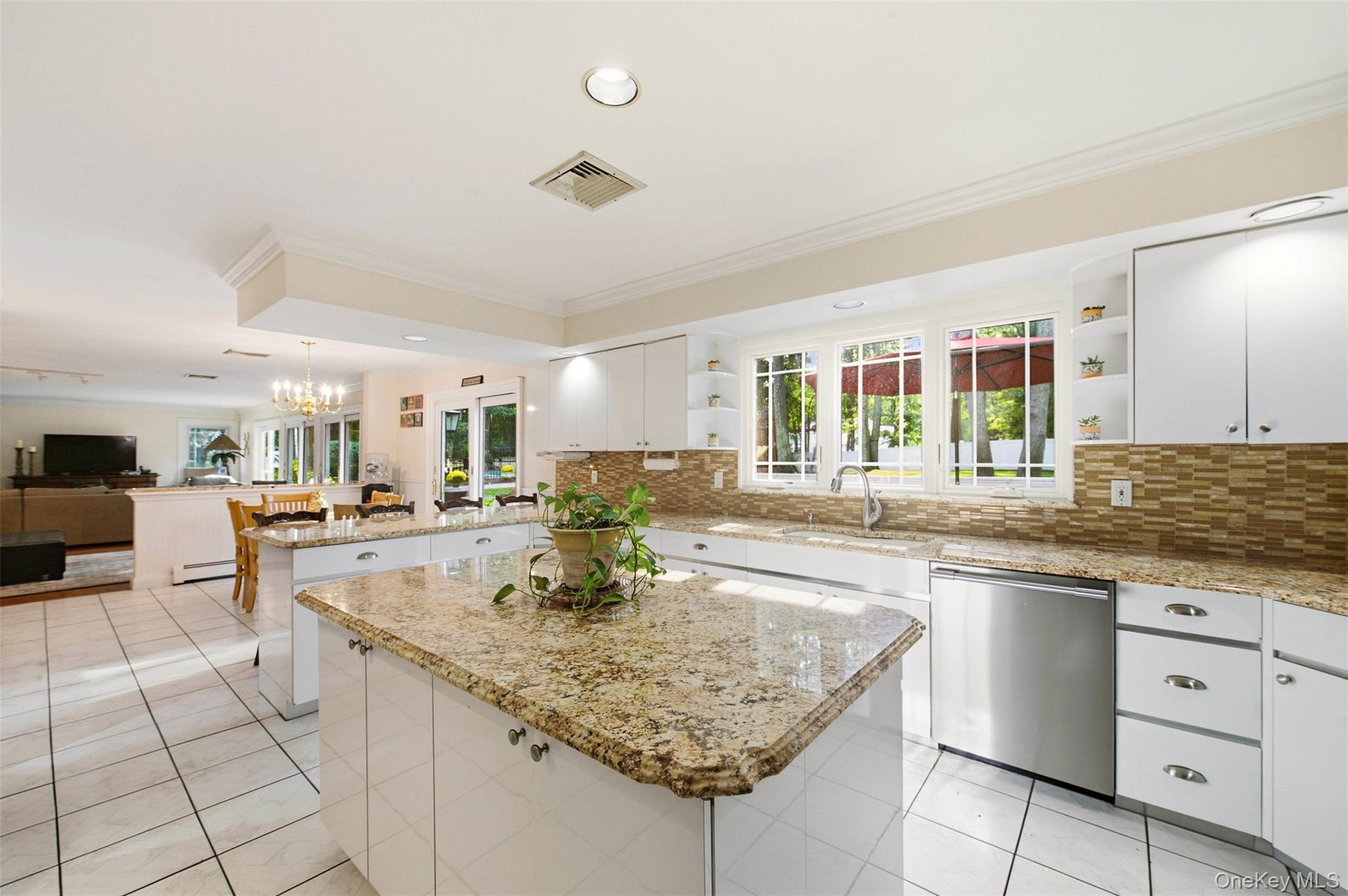 2 White Cap Court — photo 12