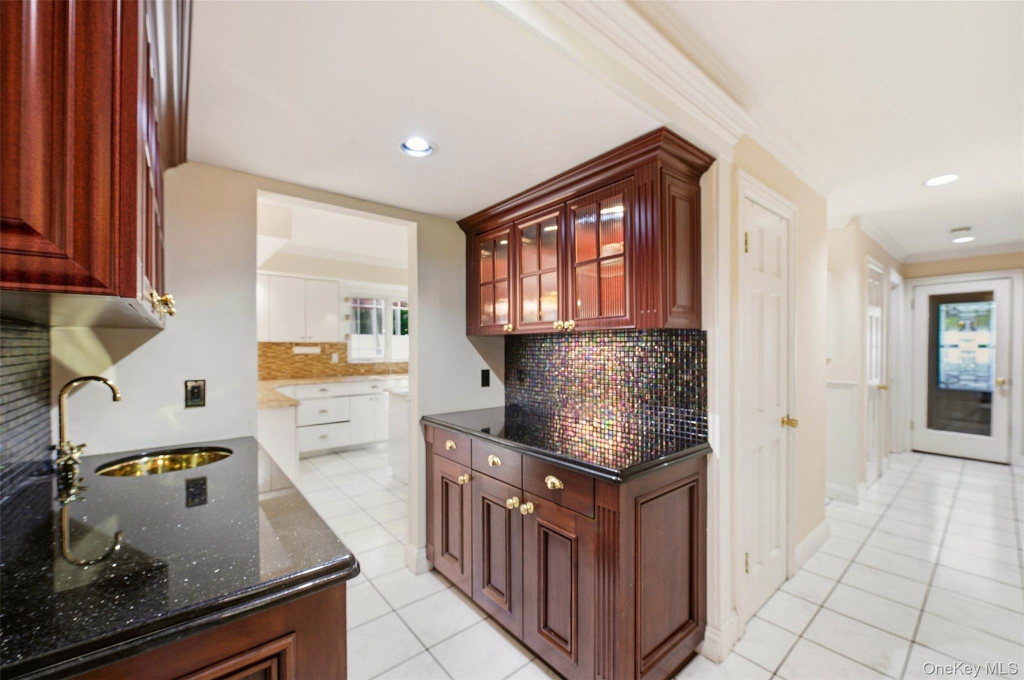 2 White Cap Court — photo 13