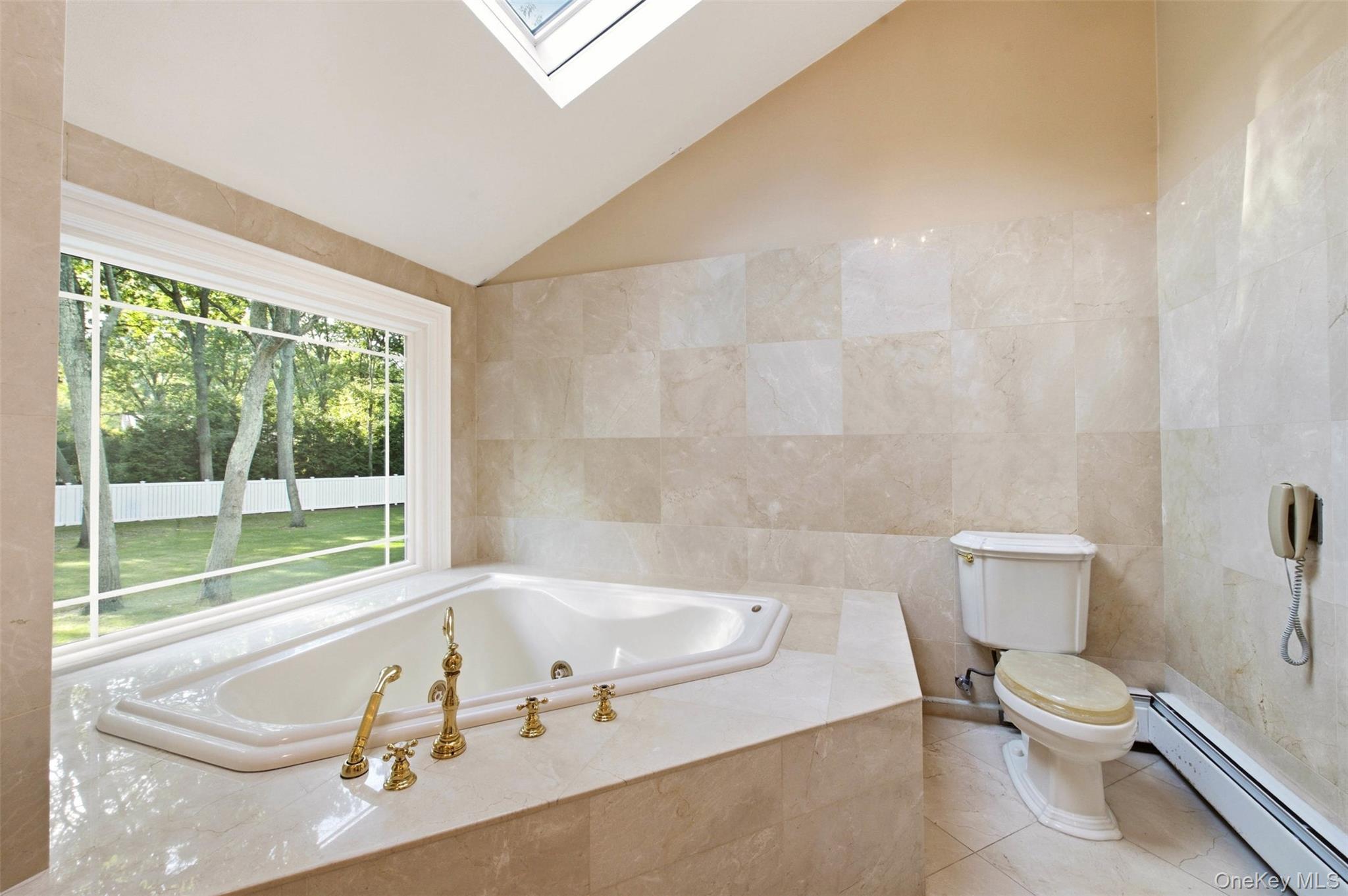 2 White Cap Court — photo 17