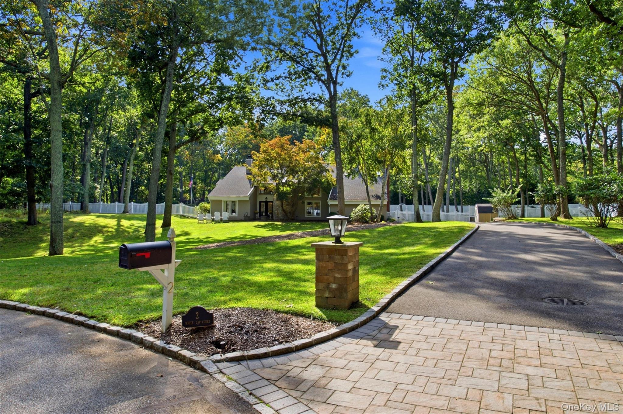 2 White Cap Court — photo 2