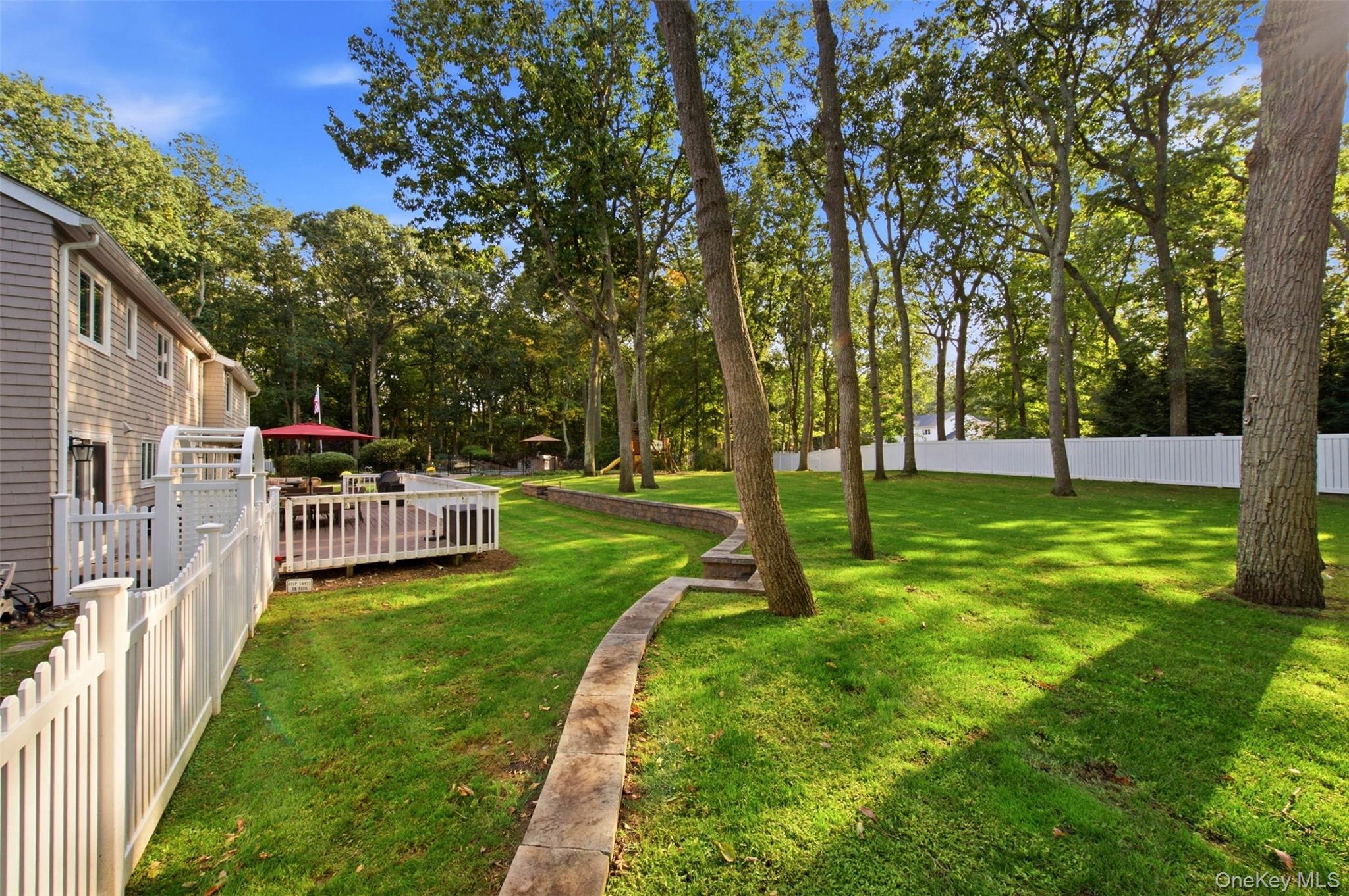2 White Cap Court — photo 31