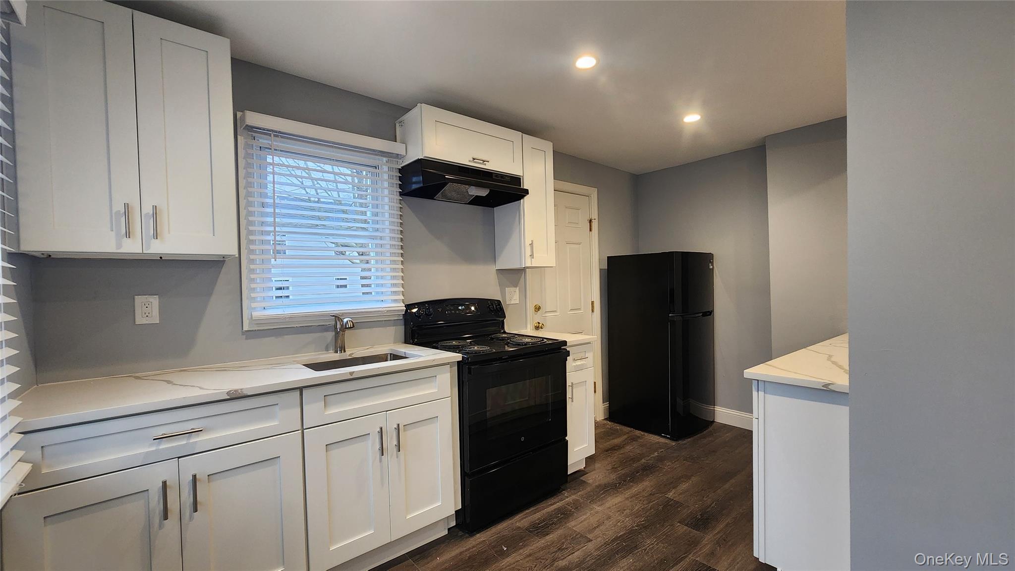 104 Moriches Drive — photo 3