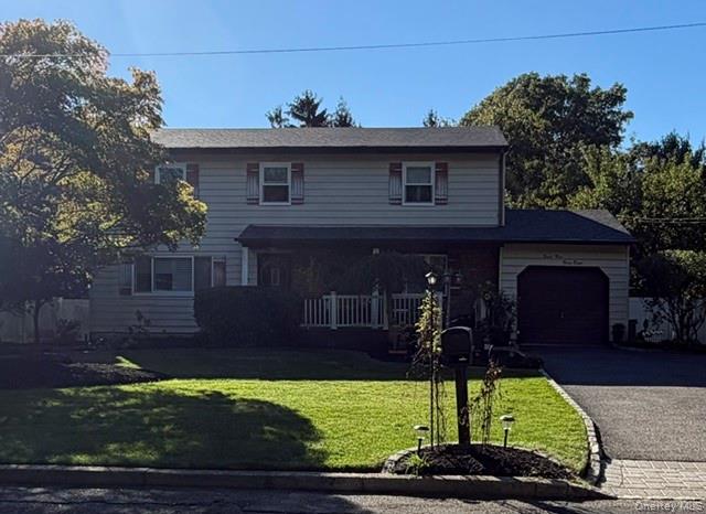 2338 Locust Avenue, Ronkonkoma