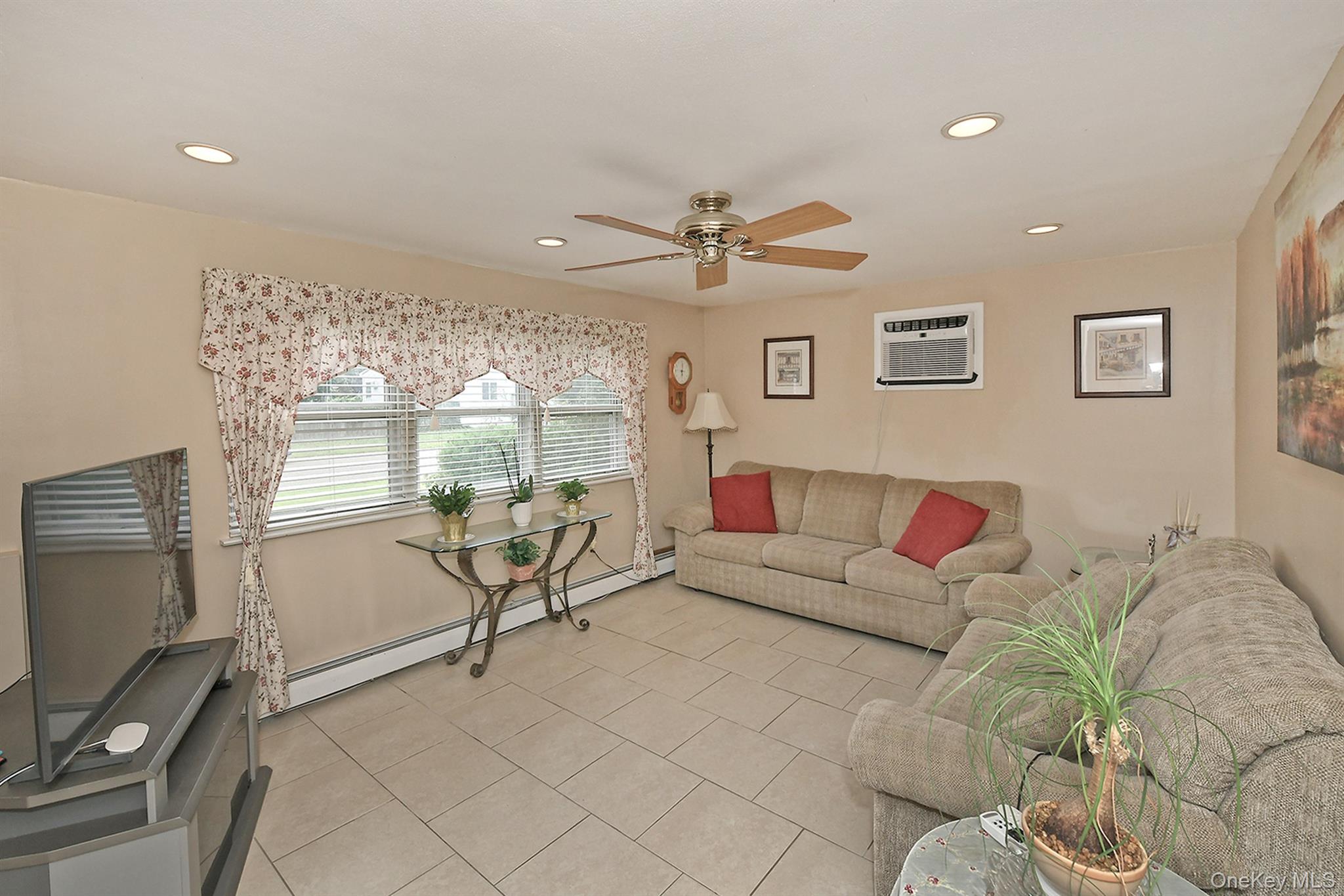 245 Fulton Avenue — photo 20