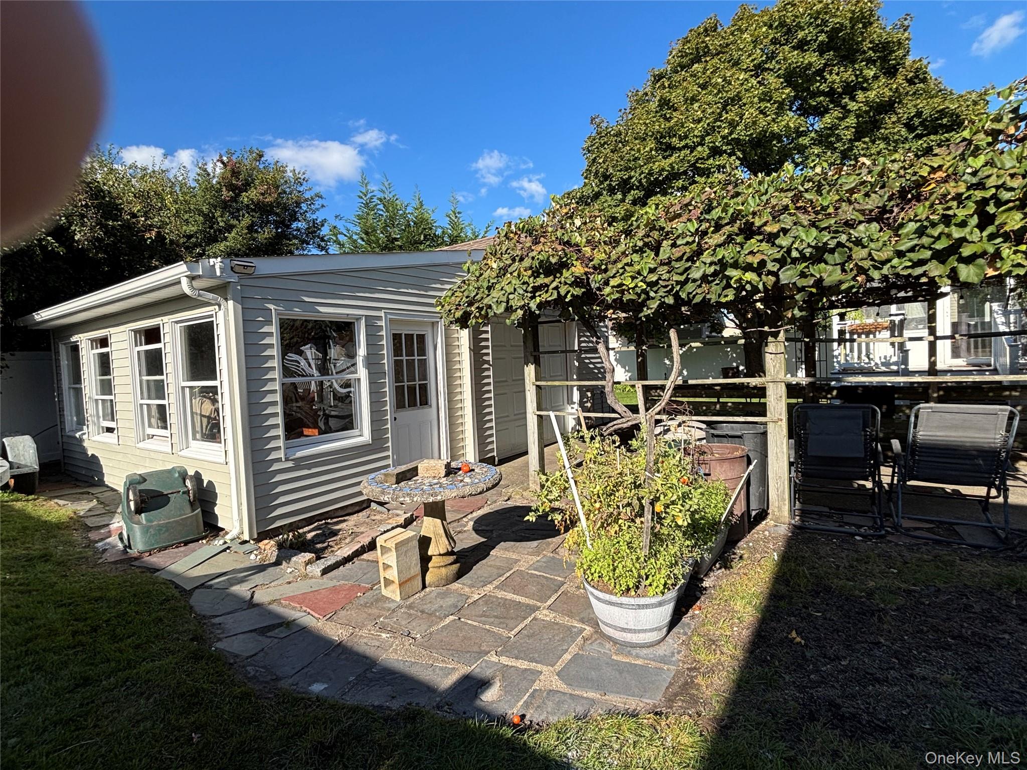 8 Walnut Place — photo 17