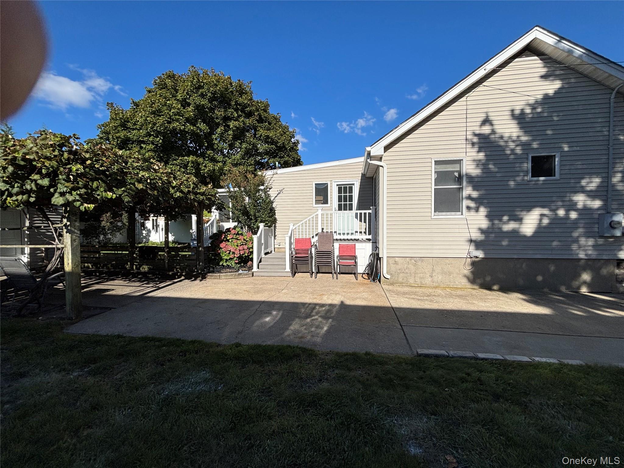 8 Walnut Place — photo 27
