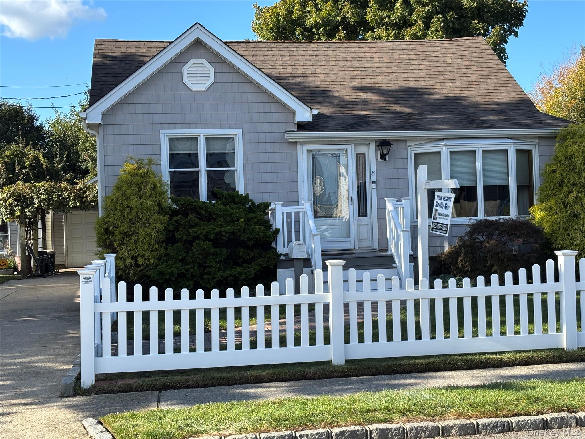 8 Walnut Place — photo 3