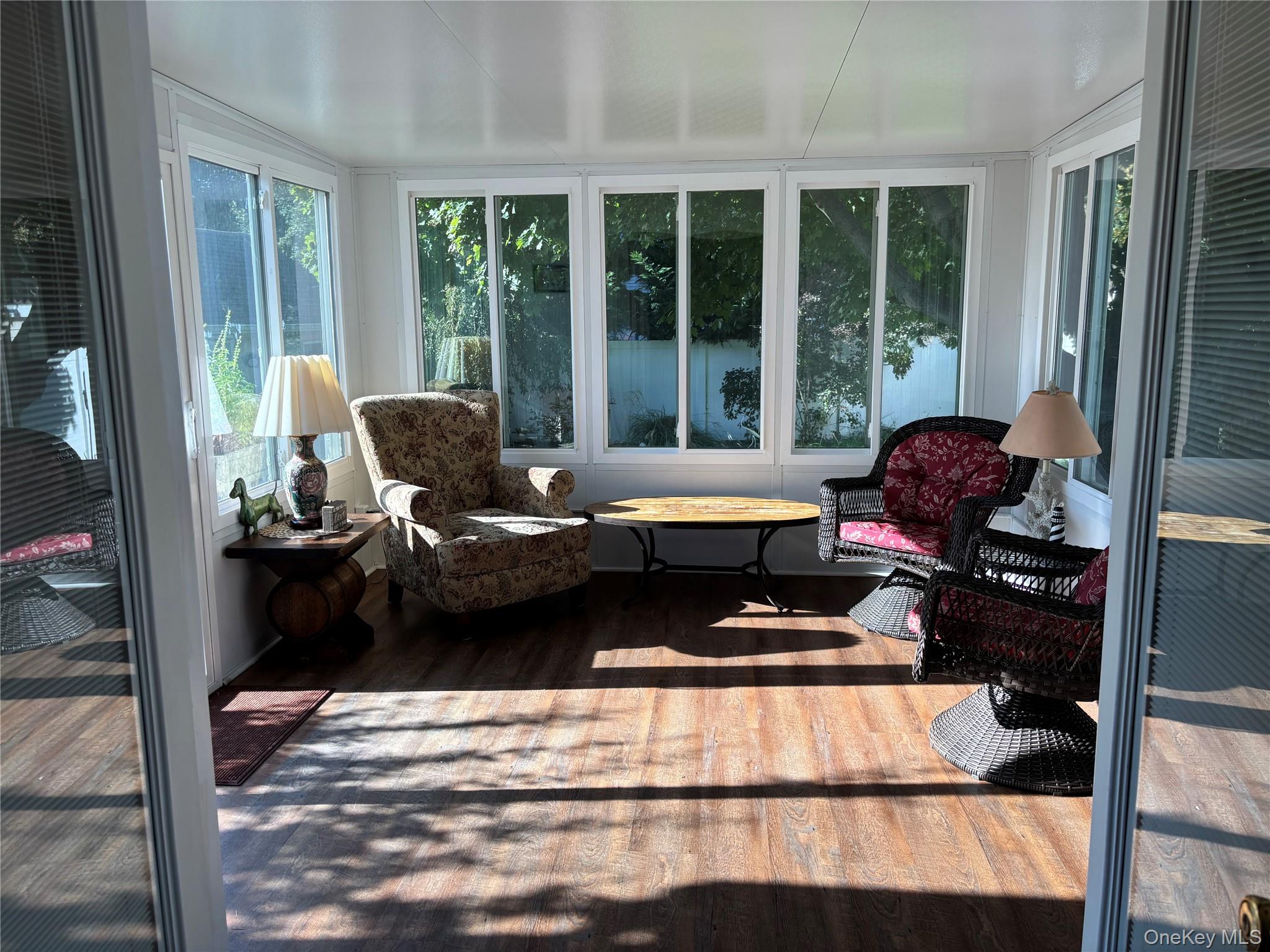 8 Walnut Place — photo 32