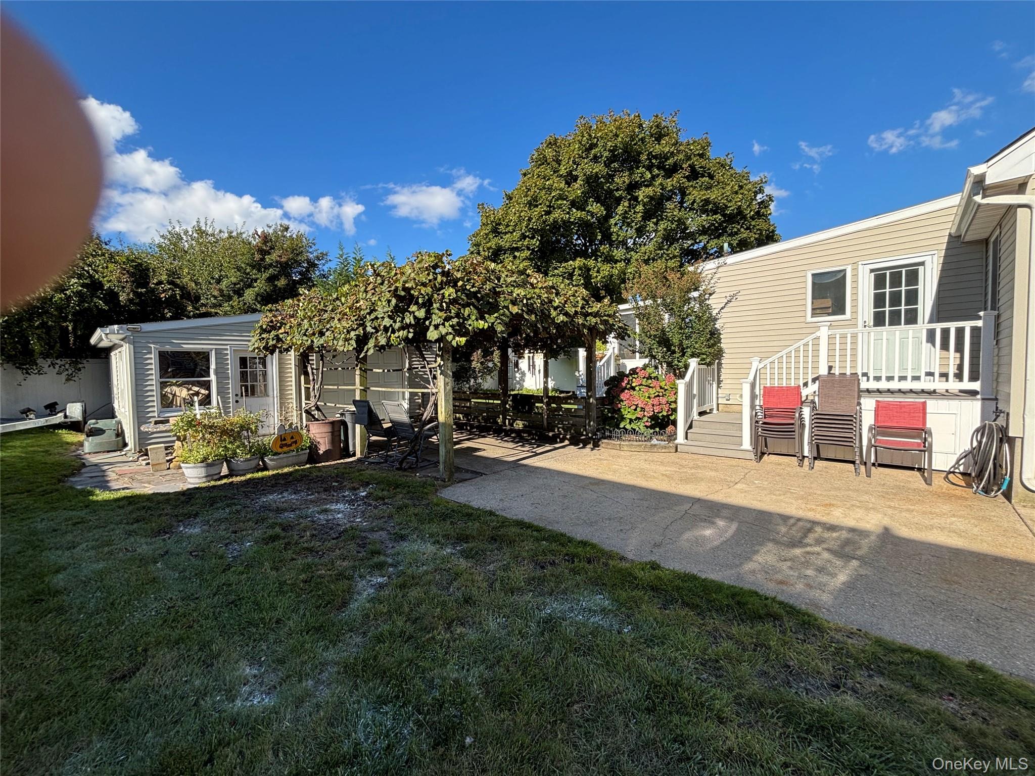 8 Walnut Place — photo 43