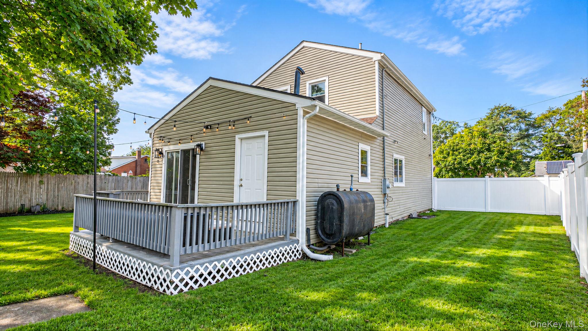 73 Lynbrook Drive — photo 34
