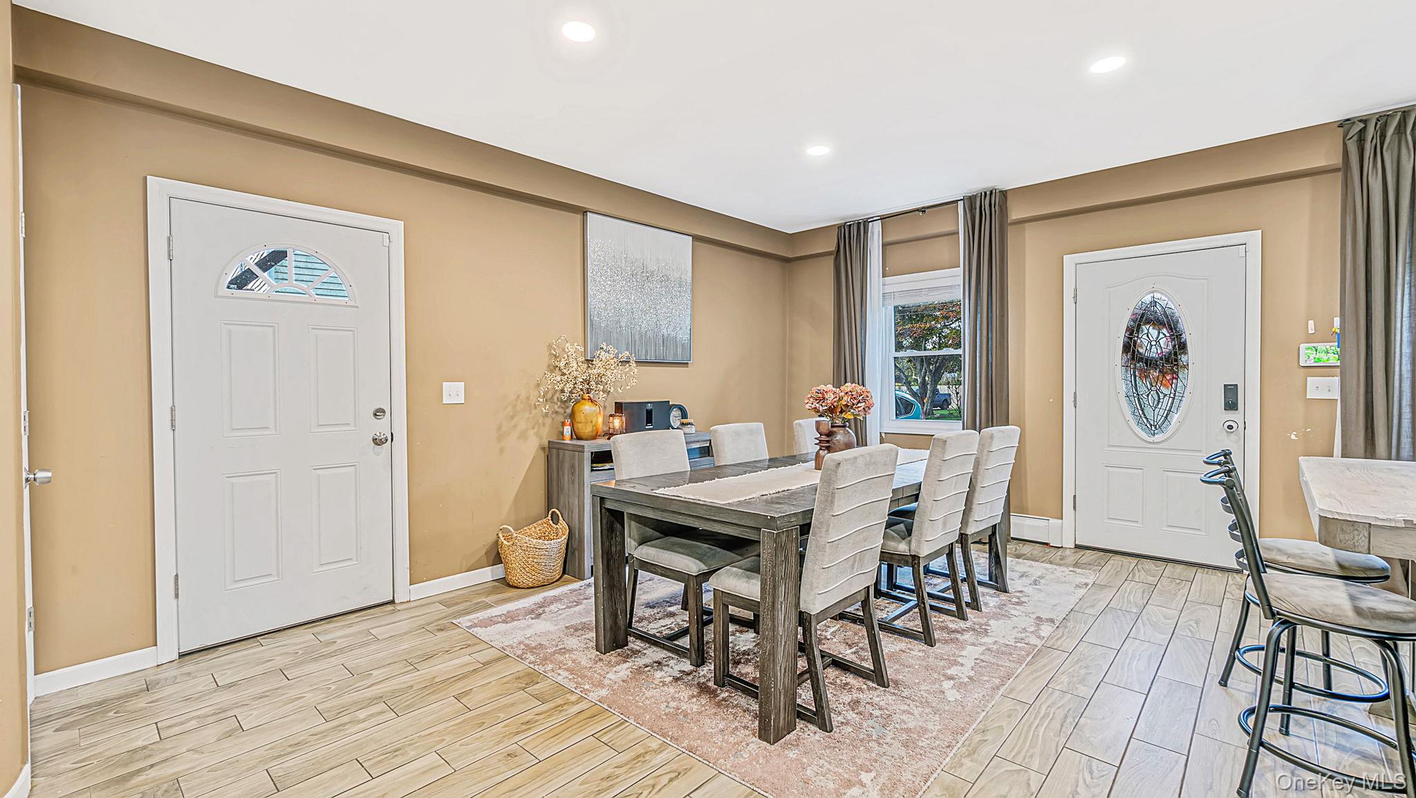 73 Lynbrook Drive — photo 10
