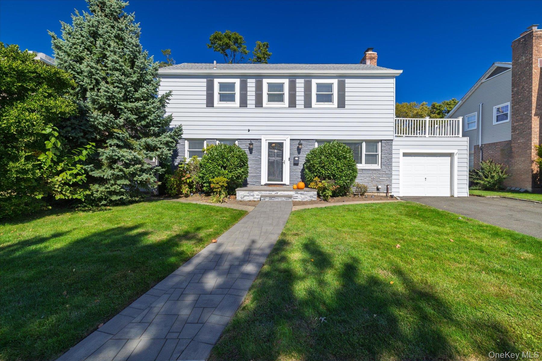 601 Lakeview Avenue, Rockville Centre