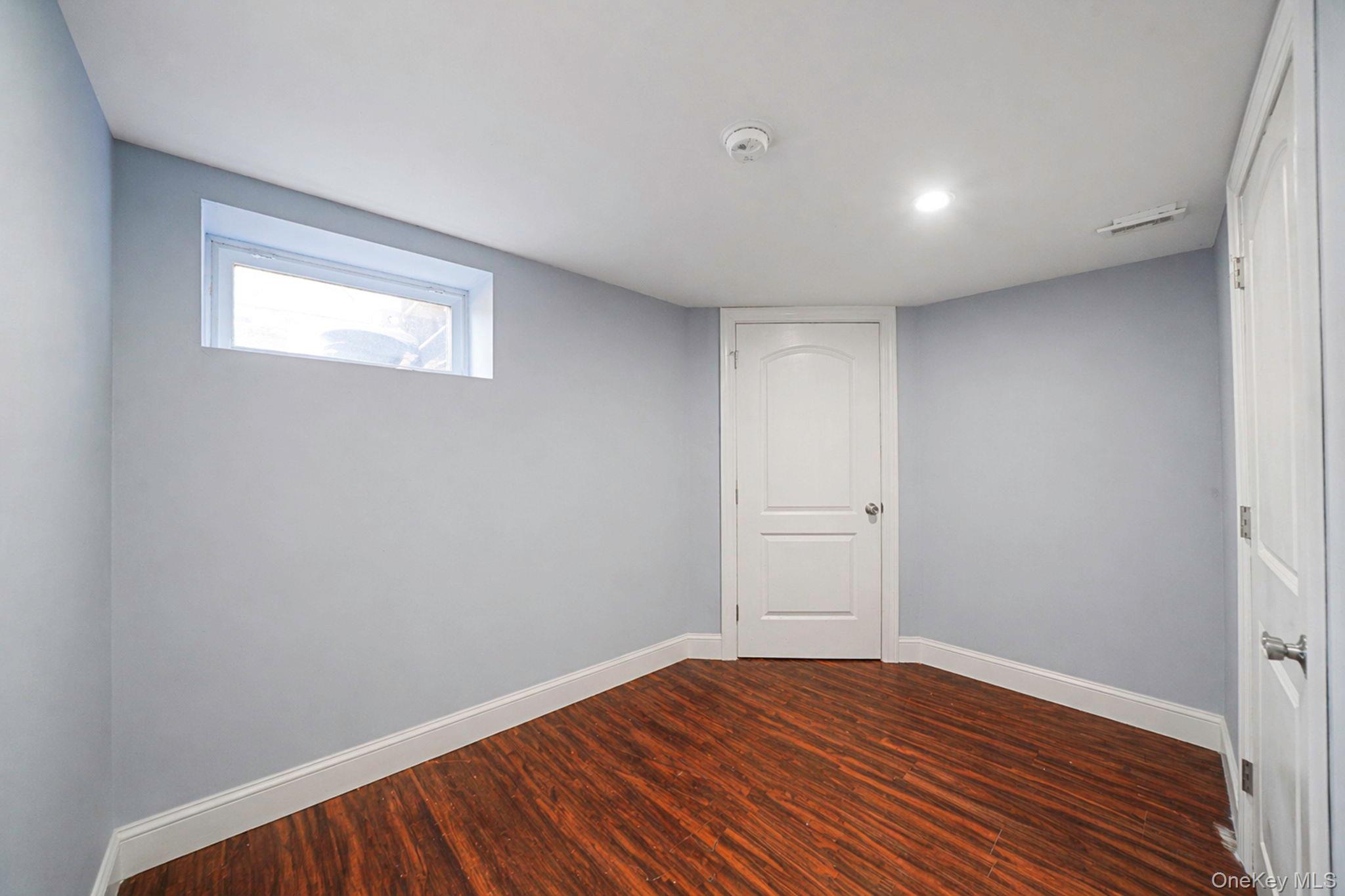 296 Moriches Road — photo 32