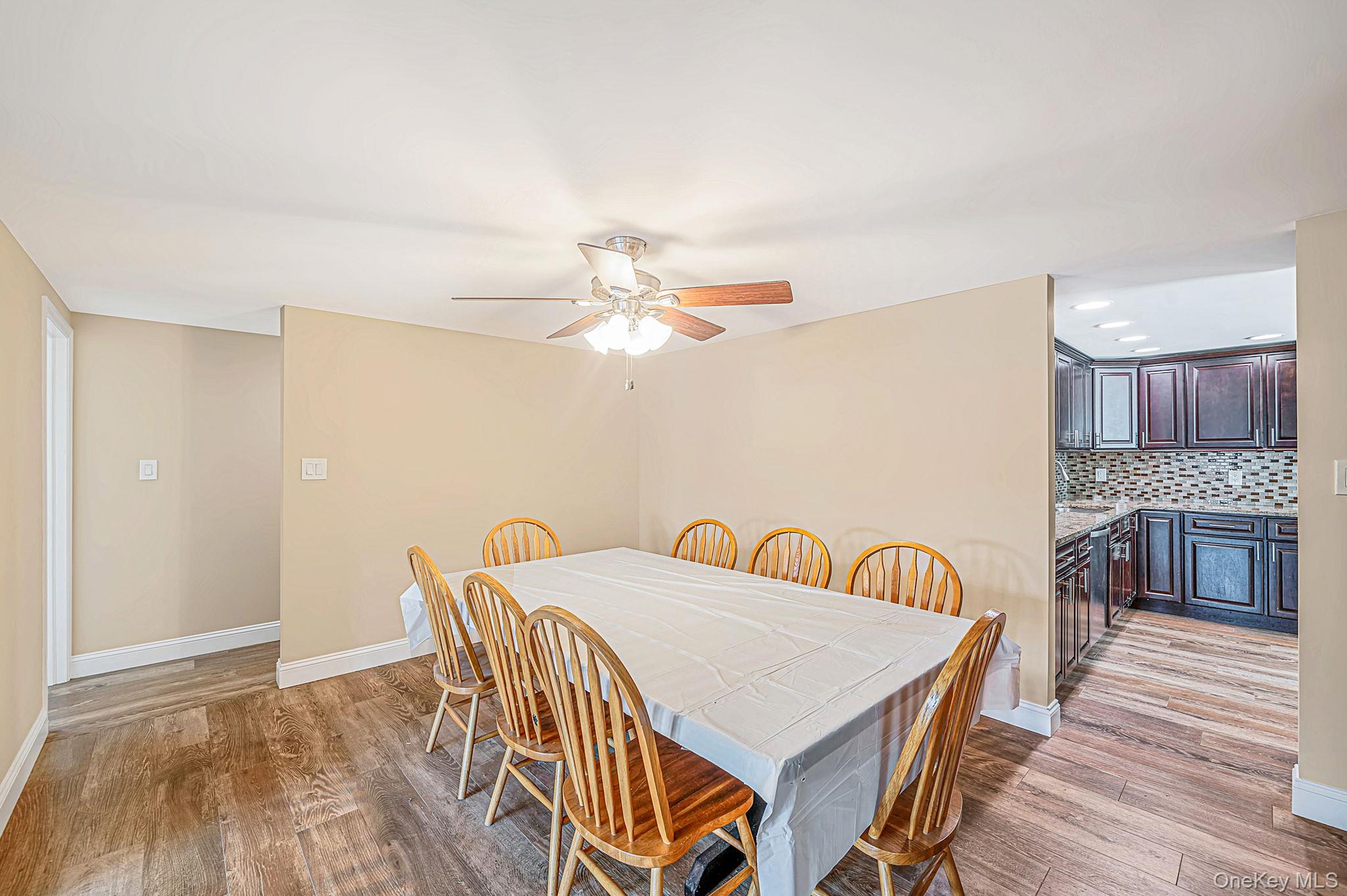 27 Lehigh Lane — photo 8