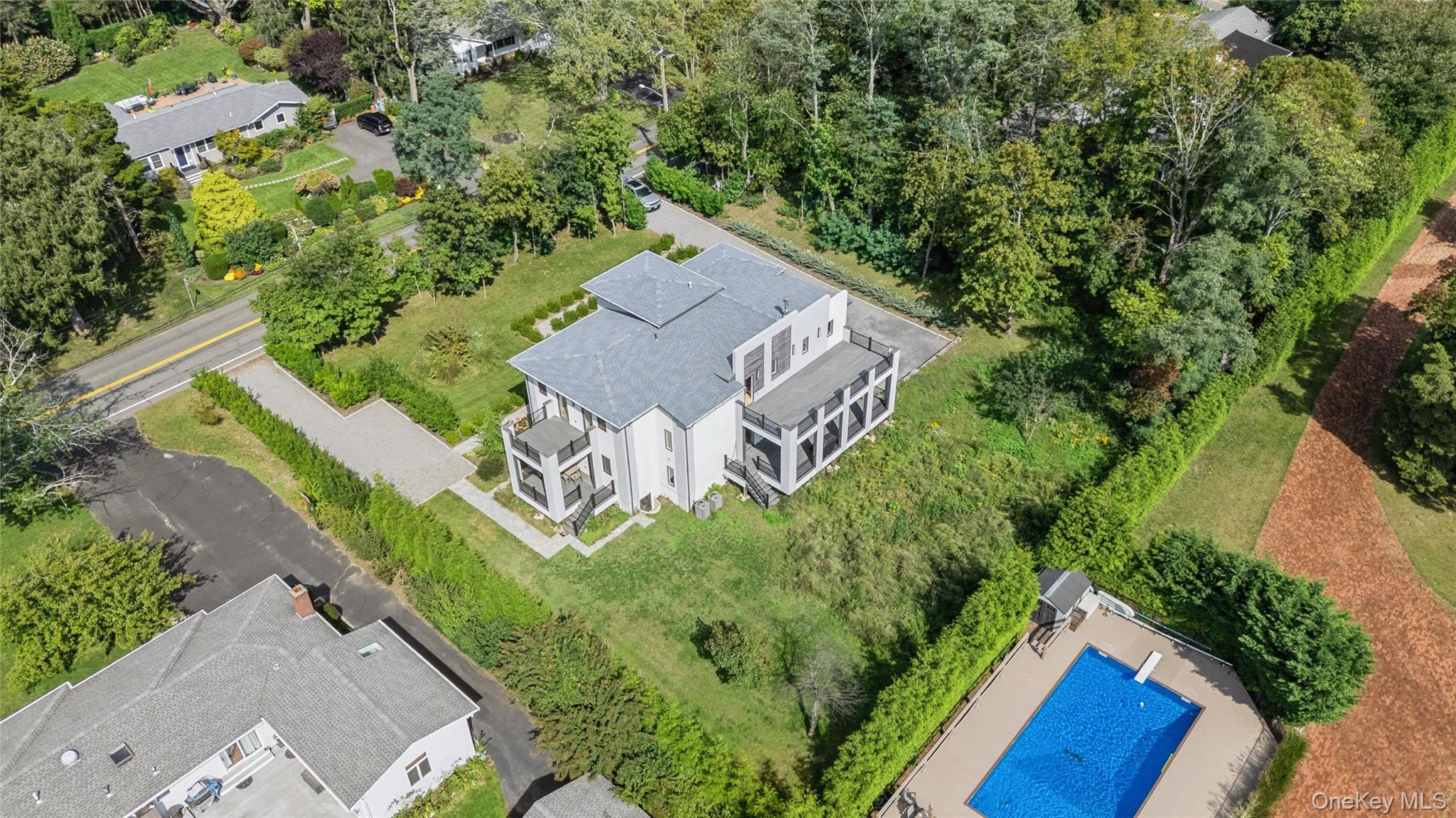 1001 Peconic Bay Boulevard — photo 46