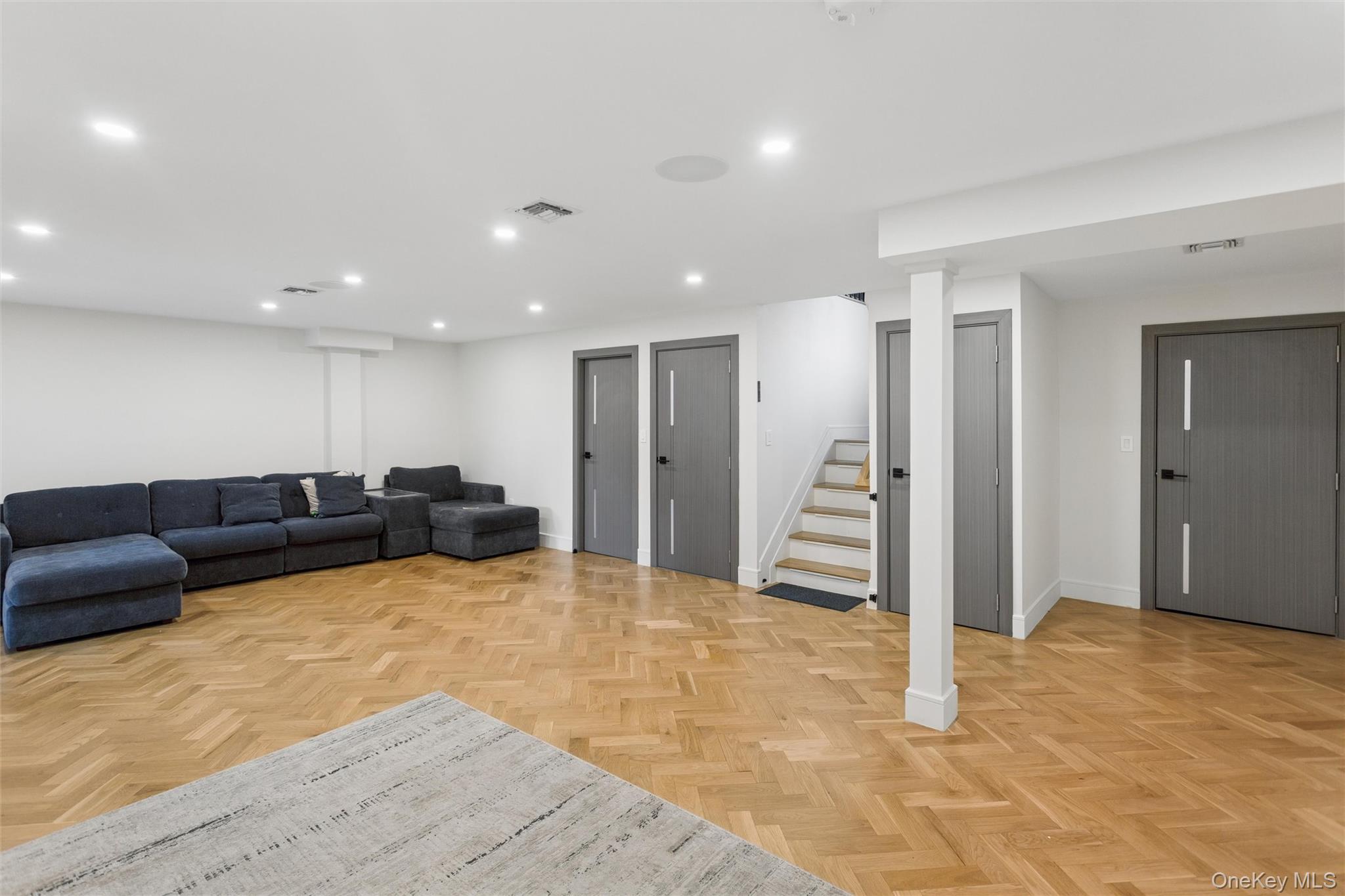 716 Oakland Avenue — photo 15
