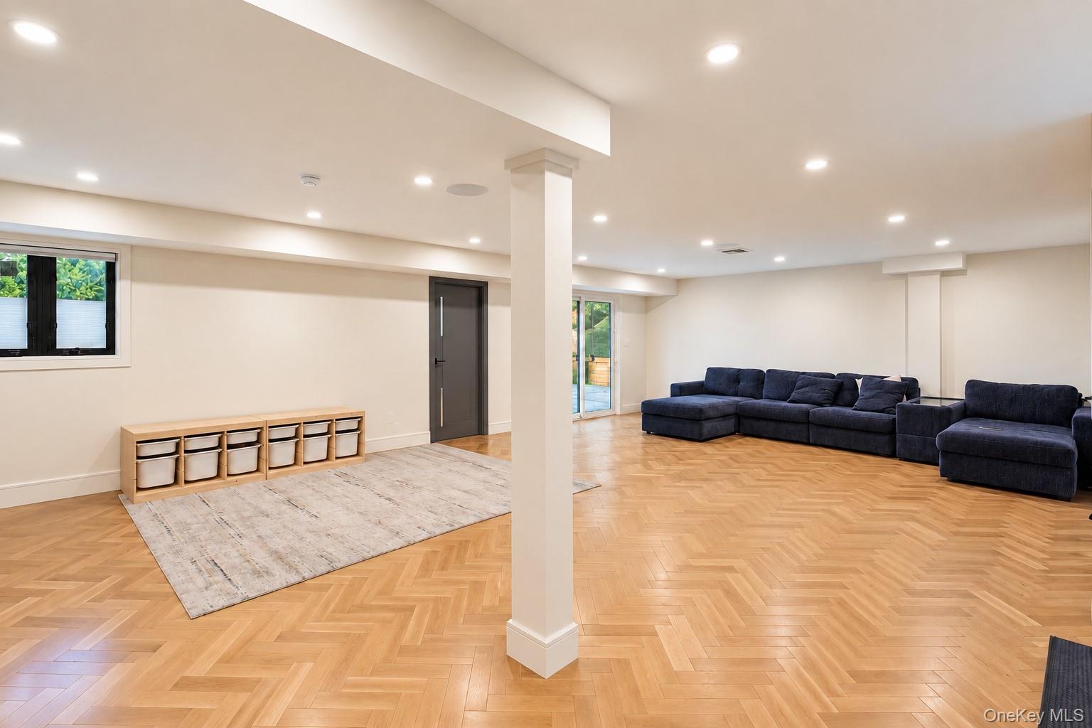 716 Oakland Avenue — photo 17