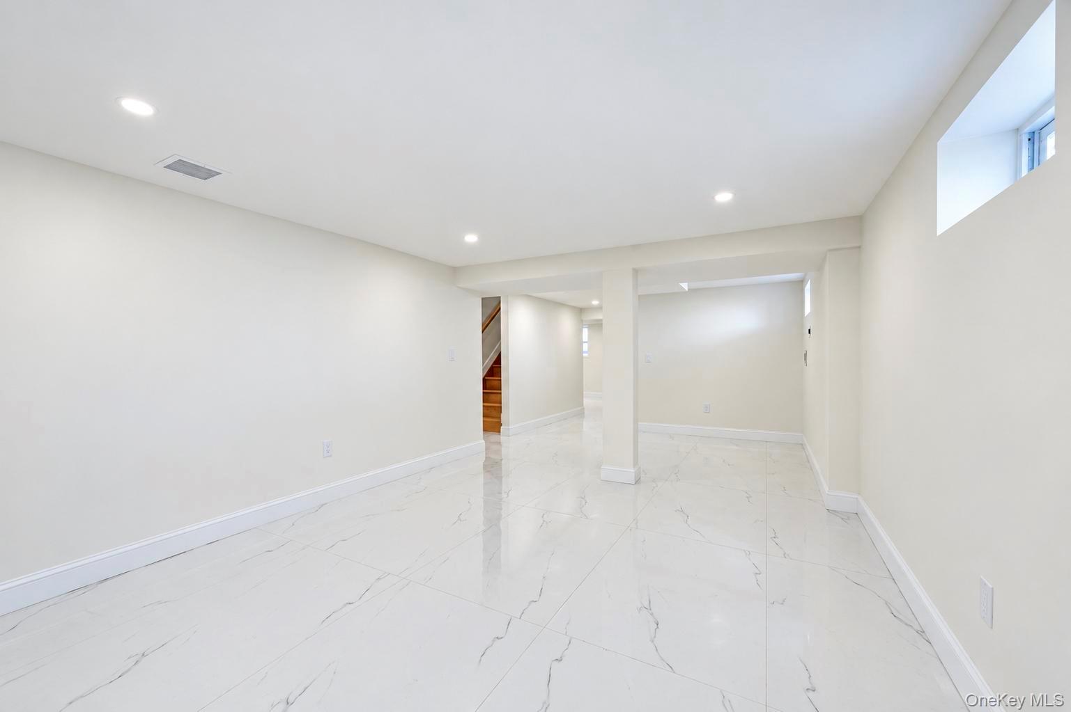 1 Magenta Street — photo 39