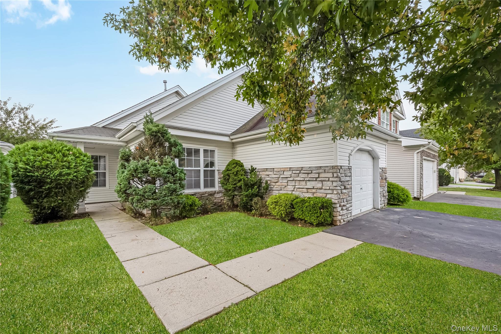 14 Sophia Drive