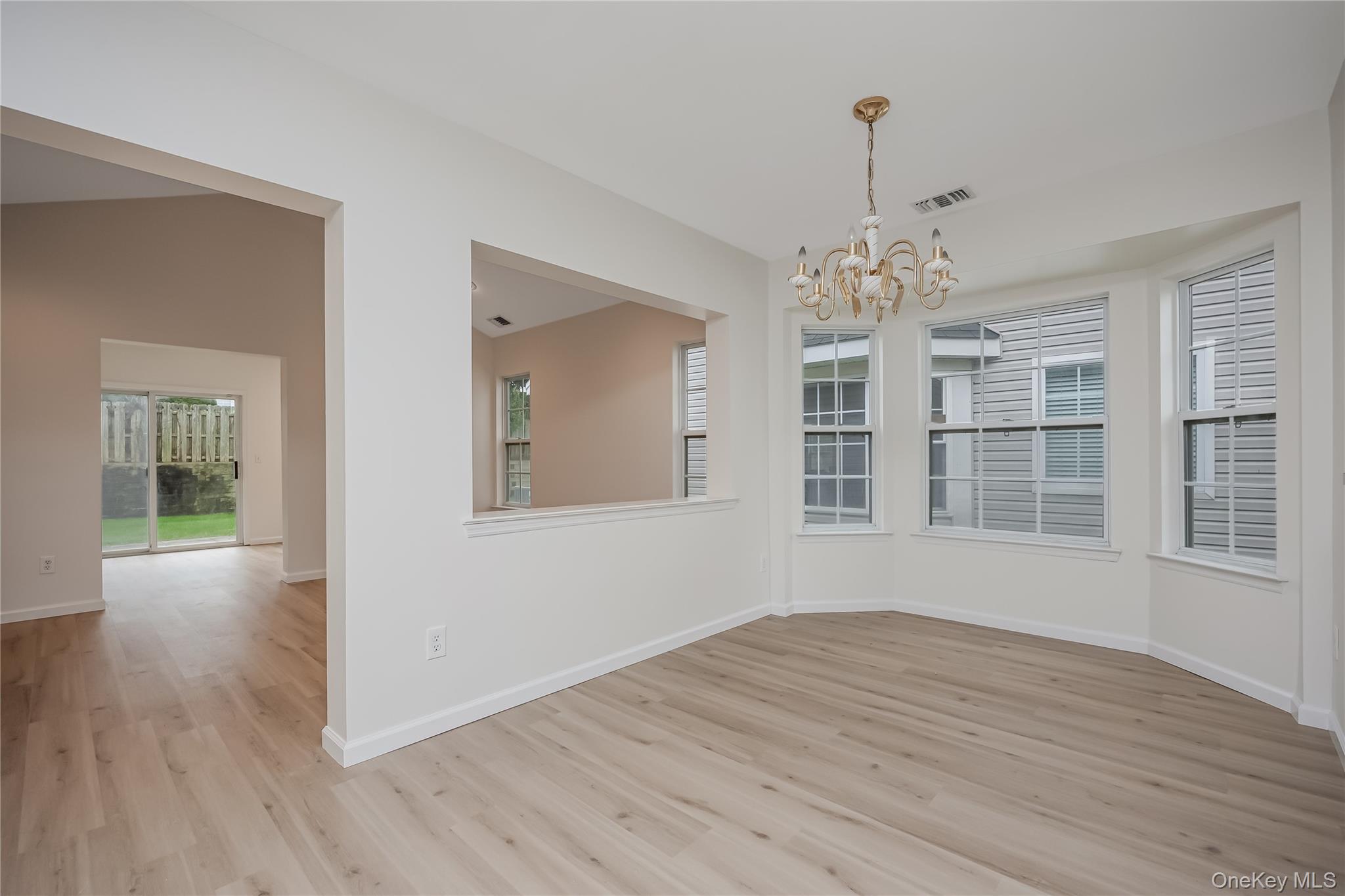 14 Sophia Drive — photo 12