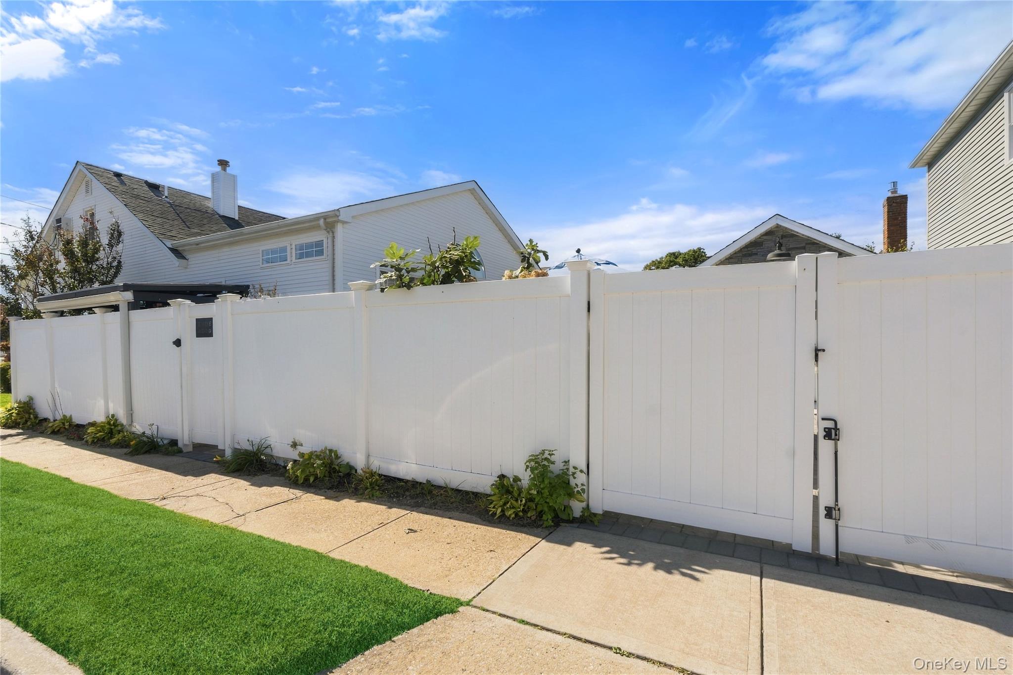 2365 Swenson Place — photo 30