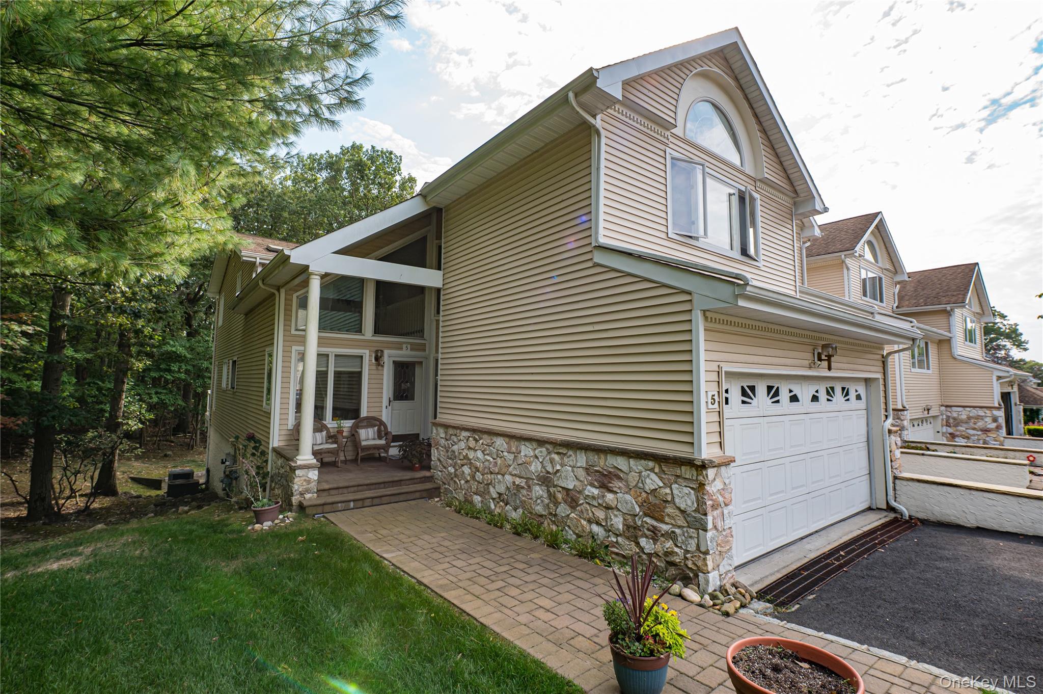 5 Princess Tree Court — photo 2
