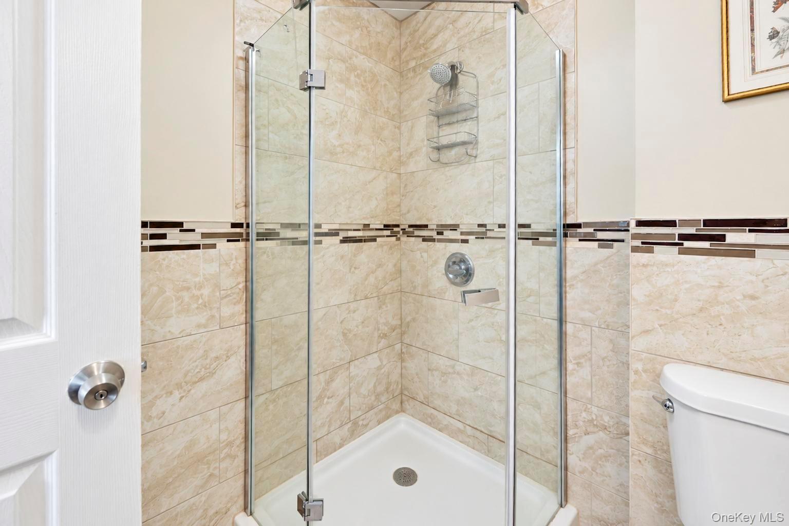 15 Harding Avenue — photo 18