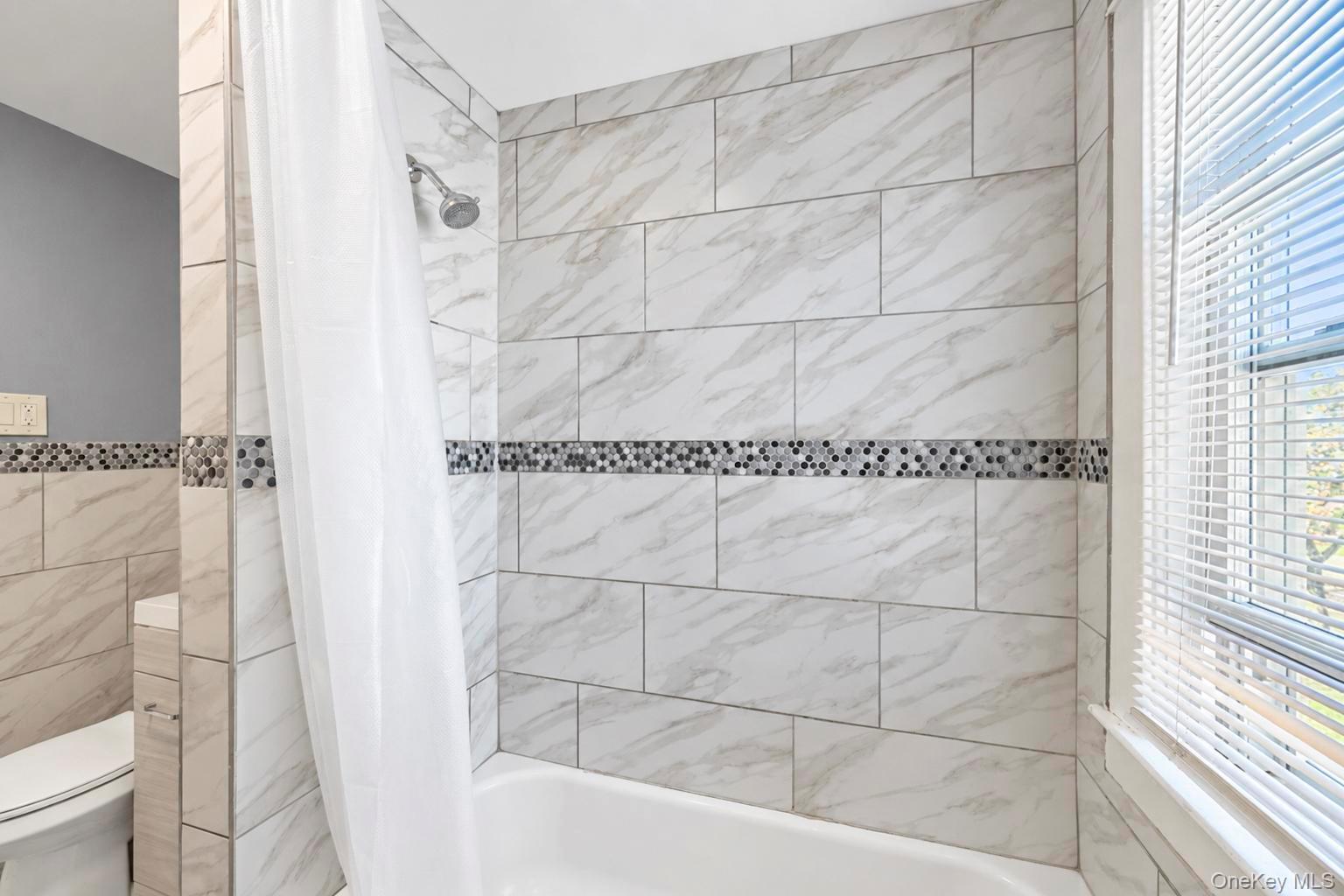 15 Harding Avenue — photo 20