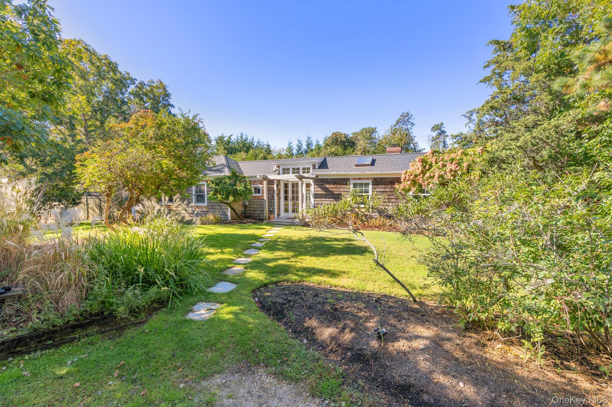 2 Gardiner Drive
