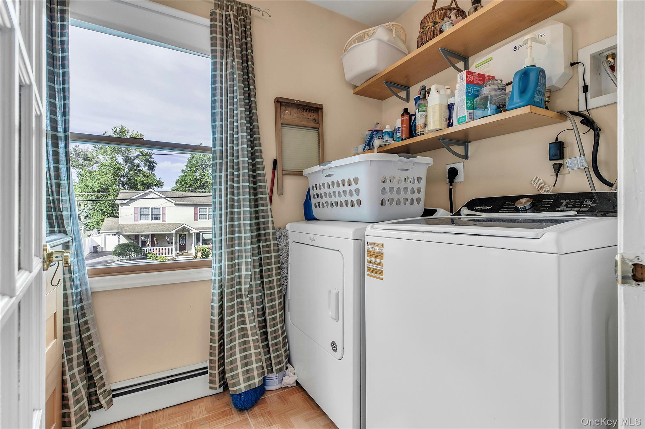2084 Sherman Avenue — photo 17