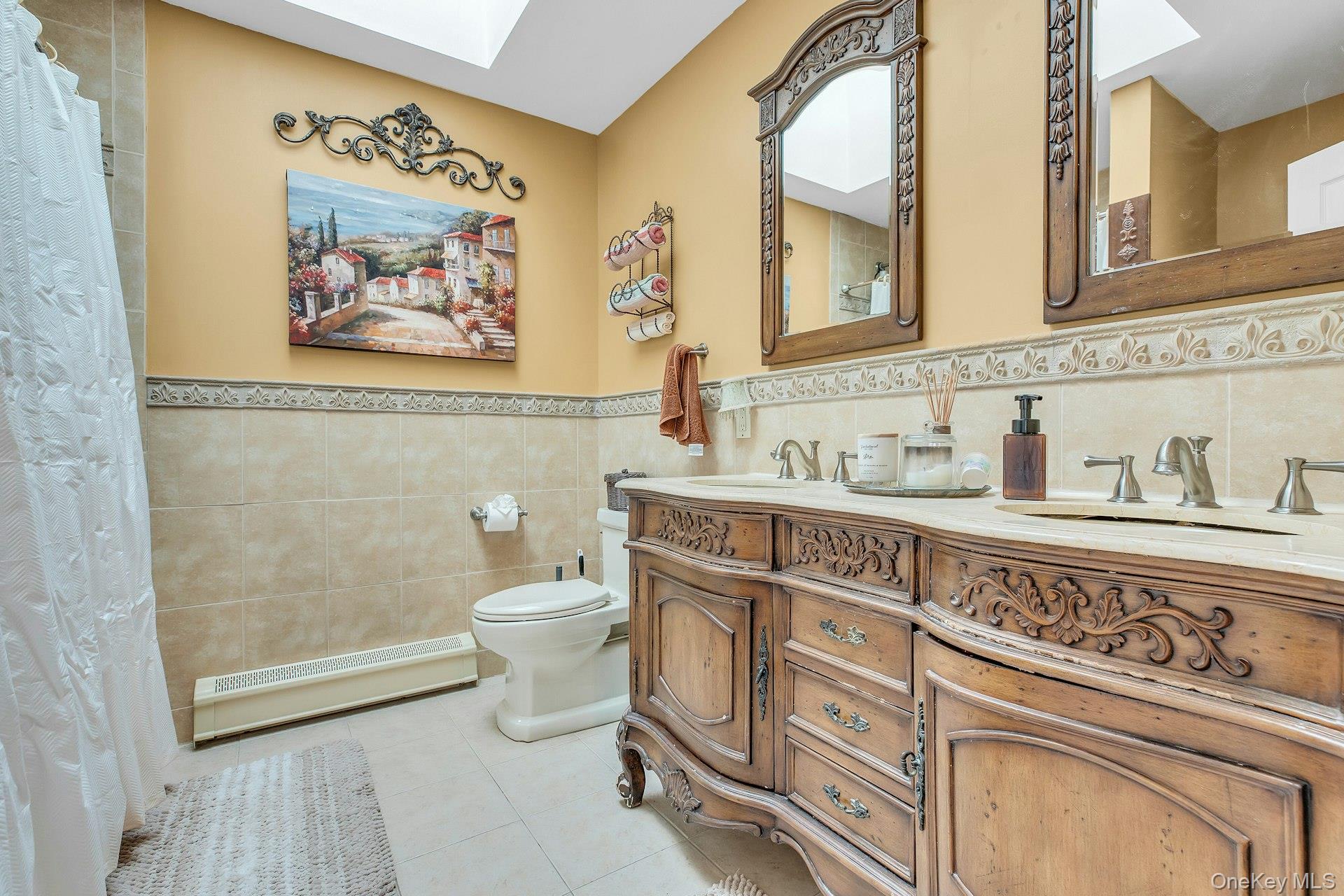 2084 Sherman Avenue — photo 18