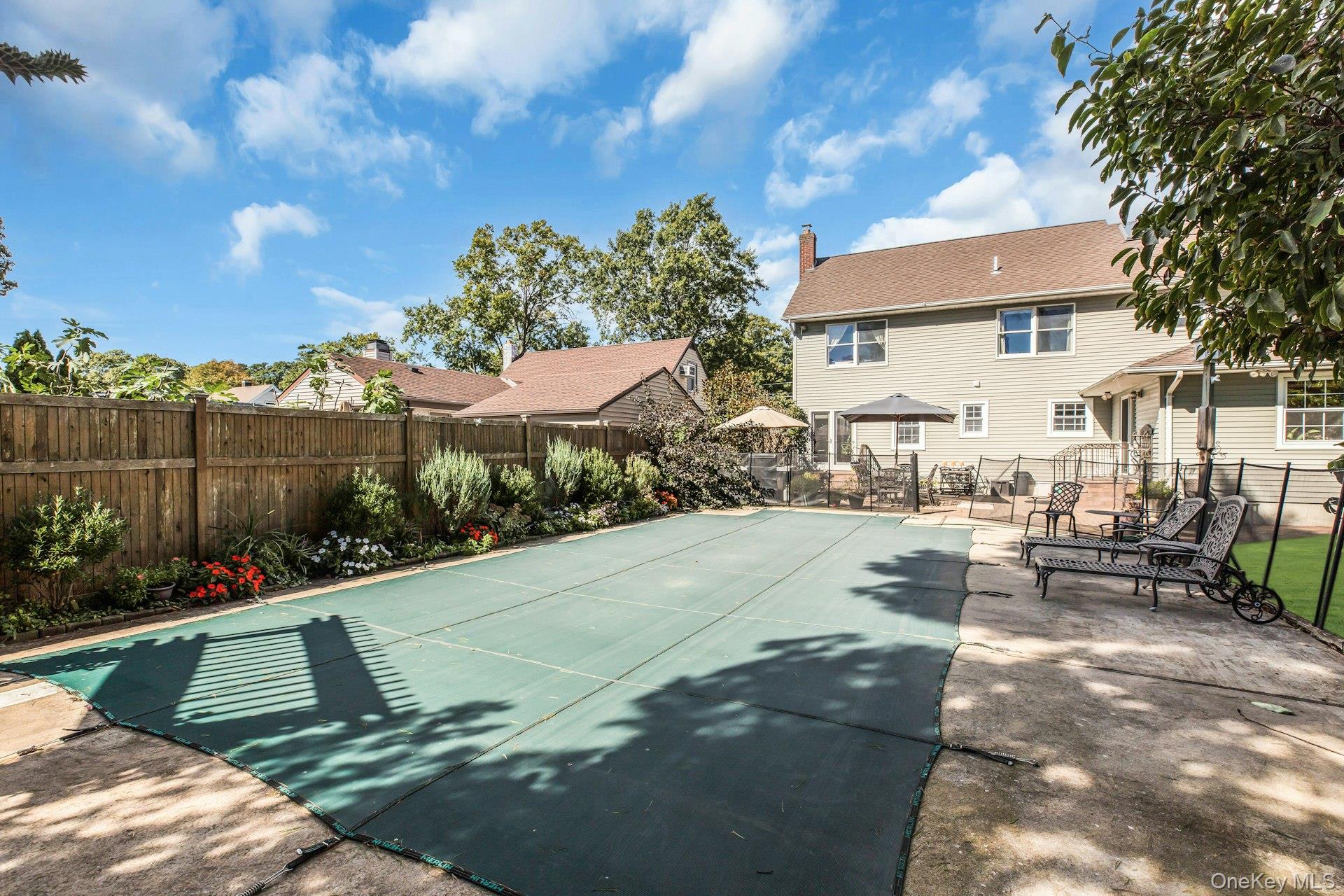 2084 Sherman Avenue — photo 27
