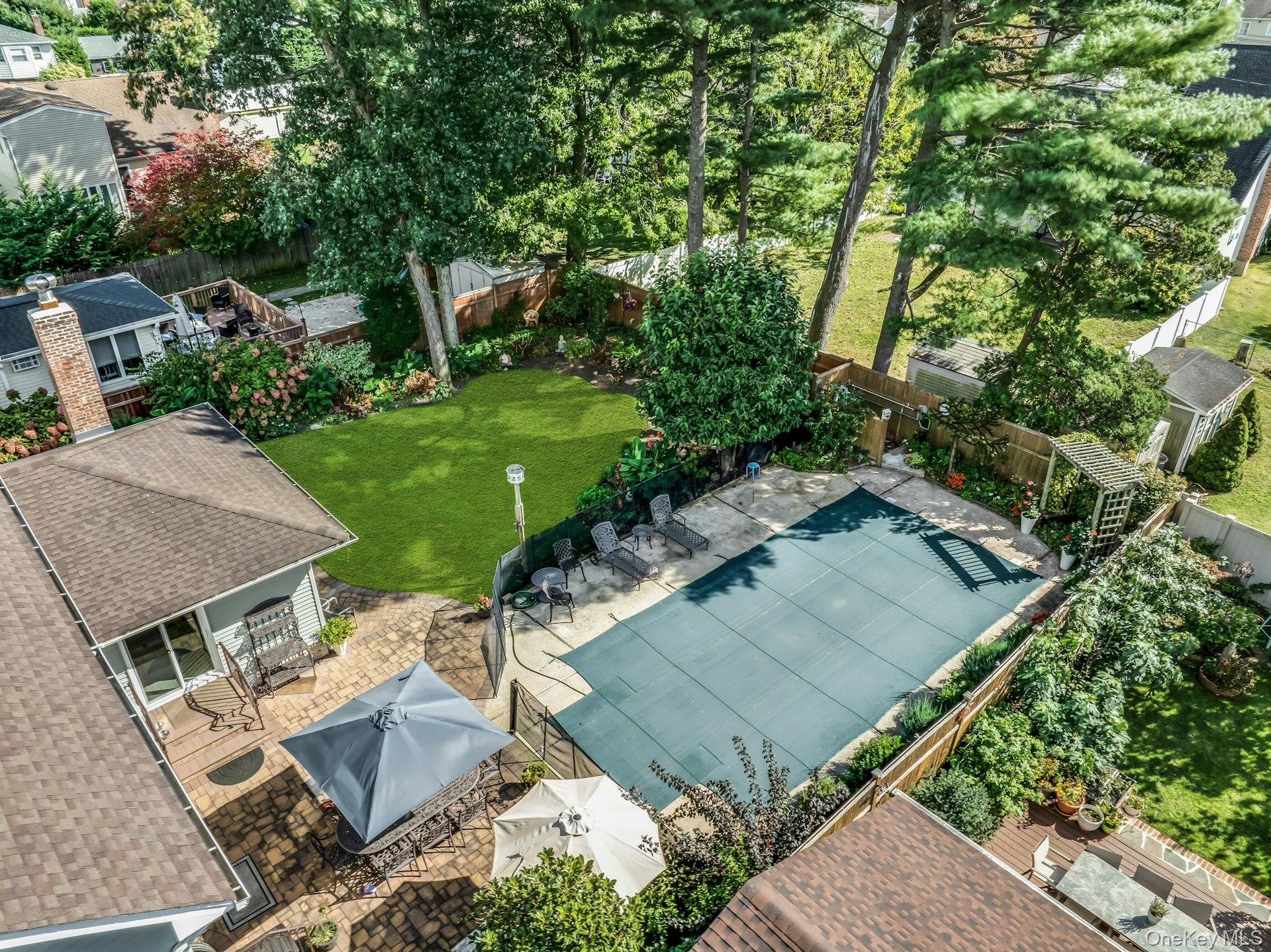2084 Sherman Avenue — photo 36