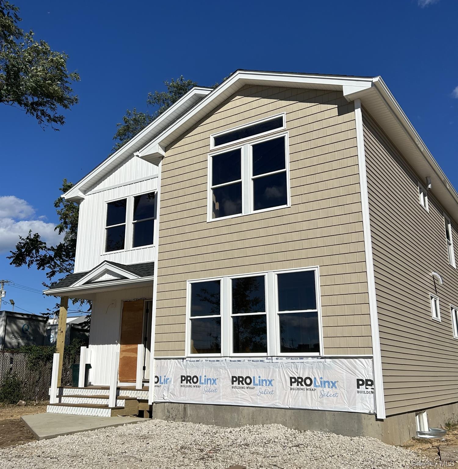 57 Monroe Street, Farmingdale