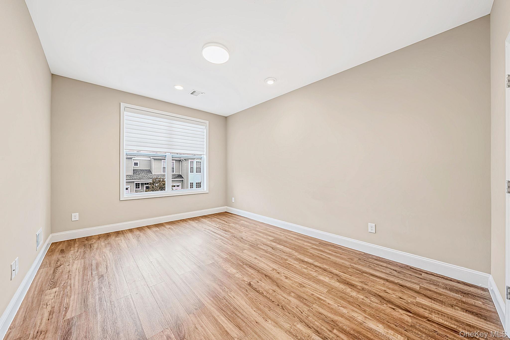2305 Townhome Way — photo 21