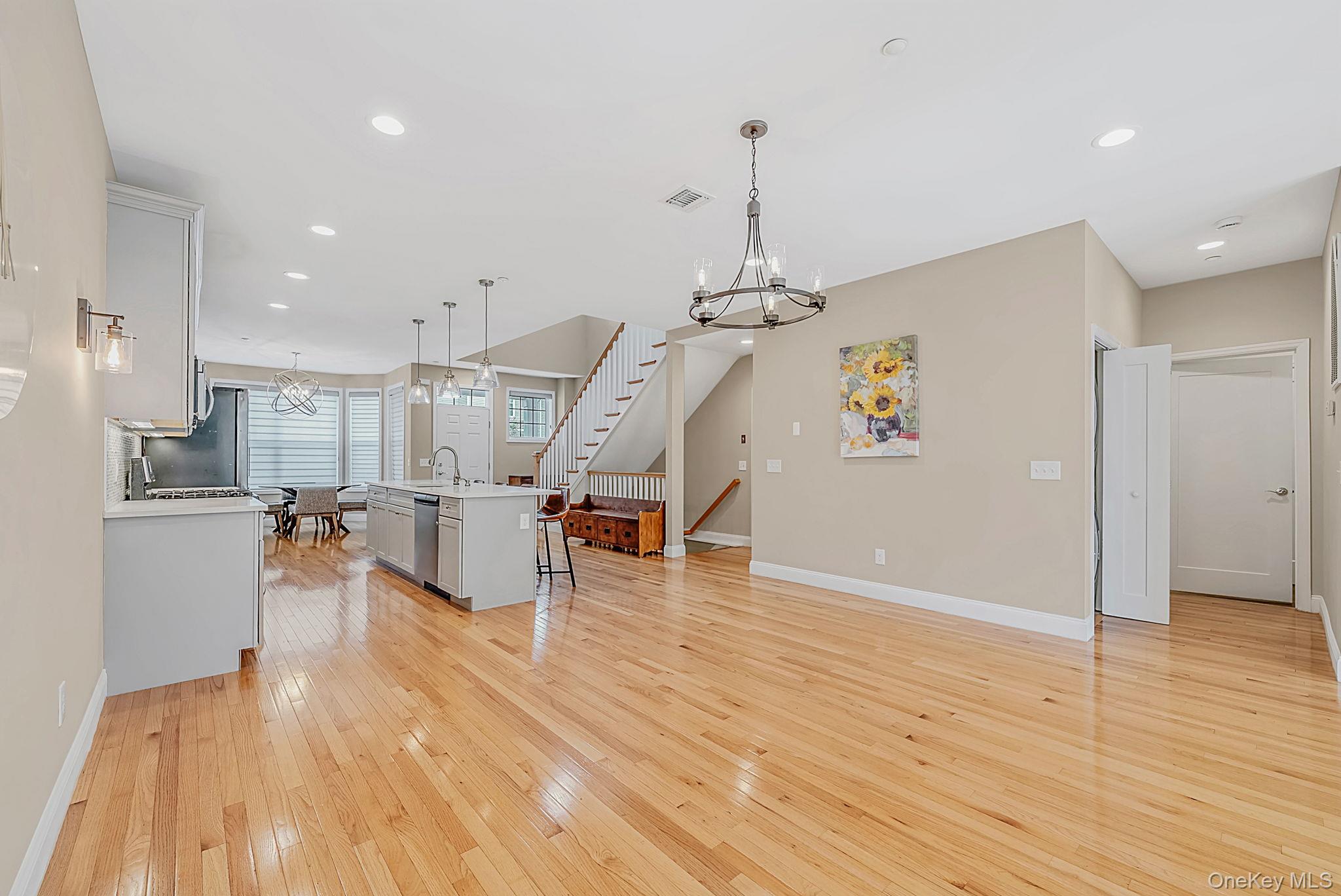 2305 Townhome Way — photo 6