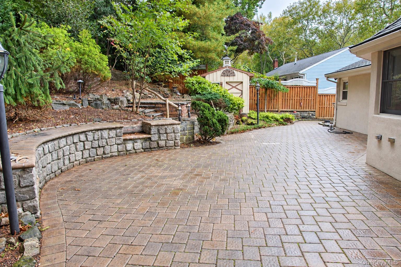 86 Iceland Drive — photo 7