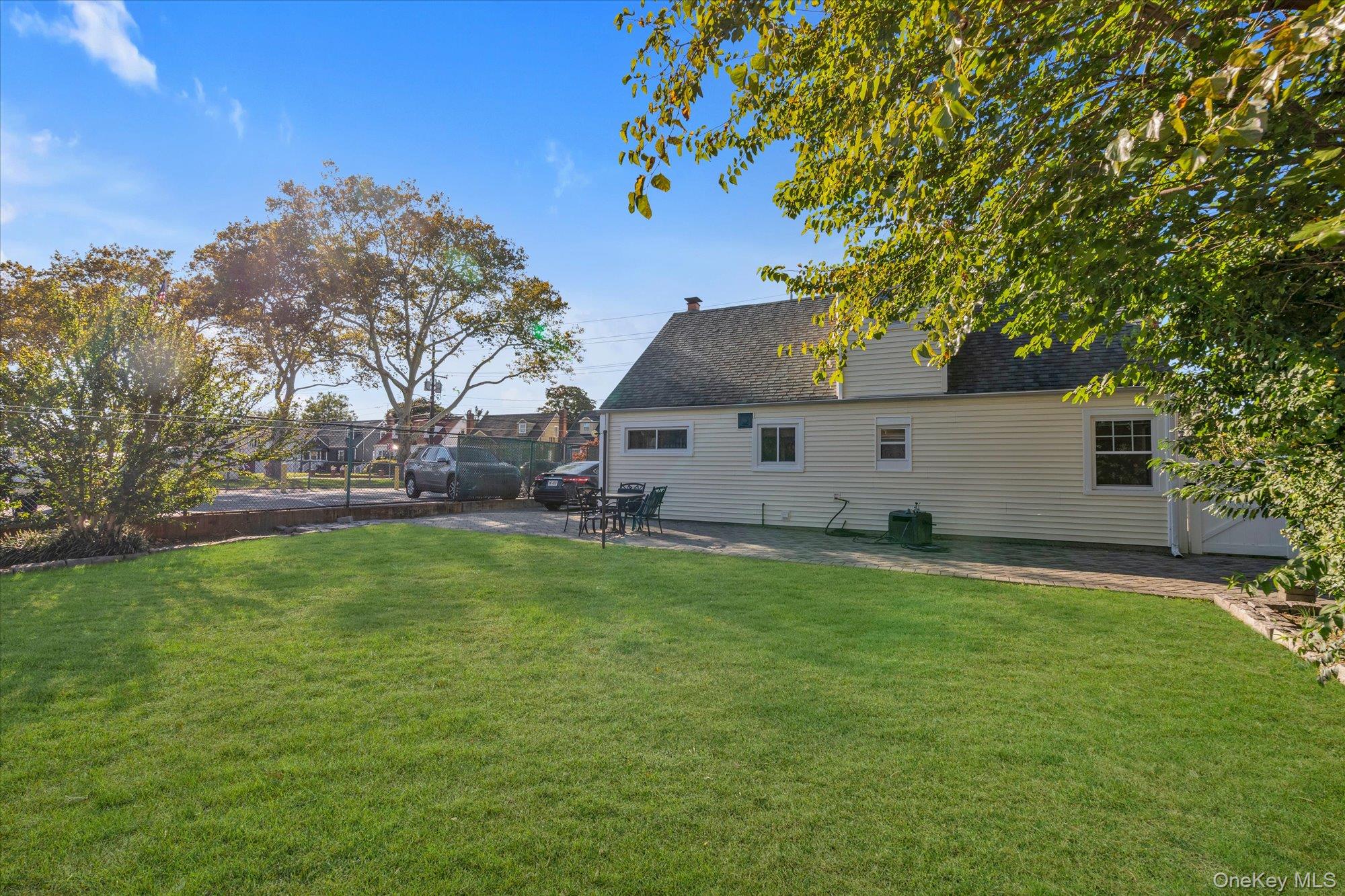 77 Horton Avenue — photo 18