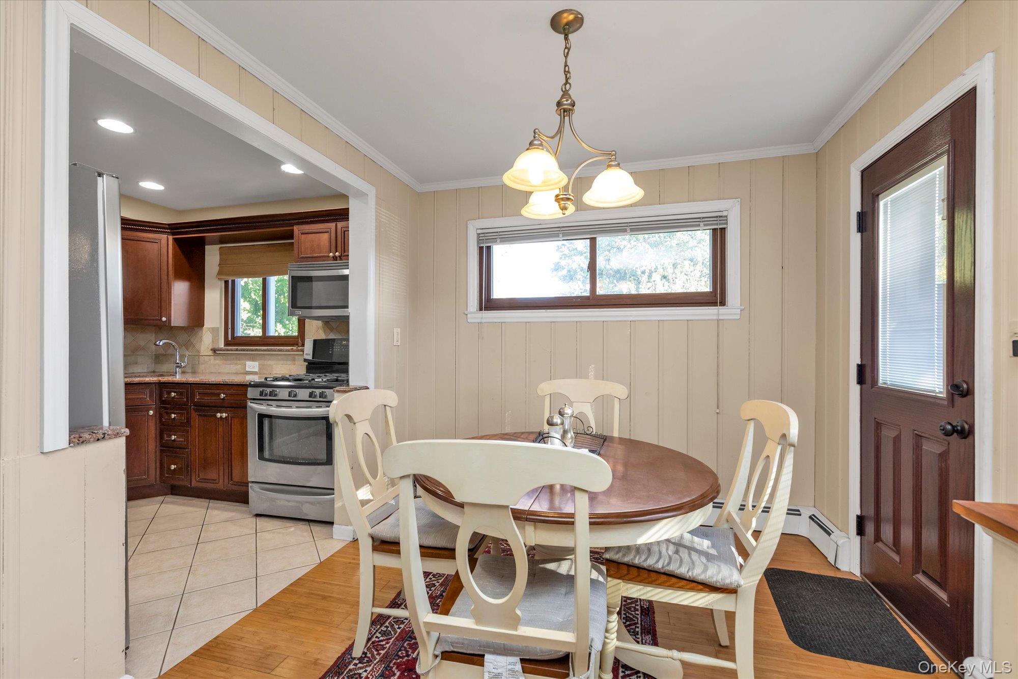 77 Horton Avenue — photo 6