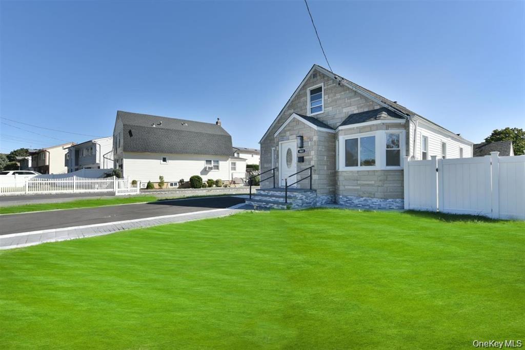 461 Pinebrook Avenue — photo 3