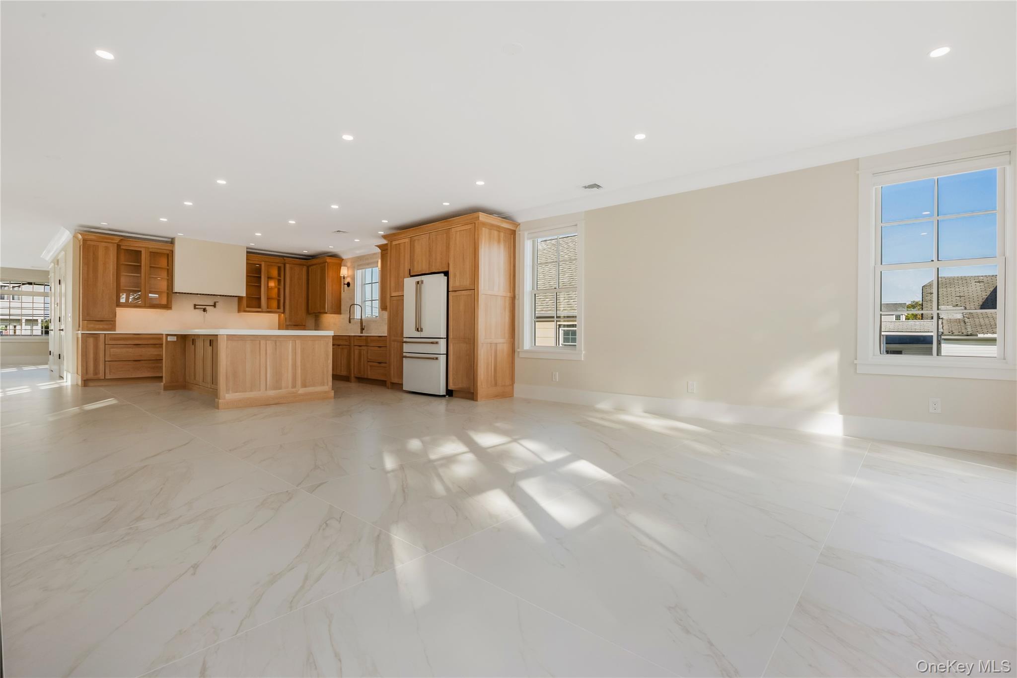 11 Riverdale Avenue — photo 11