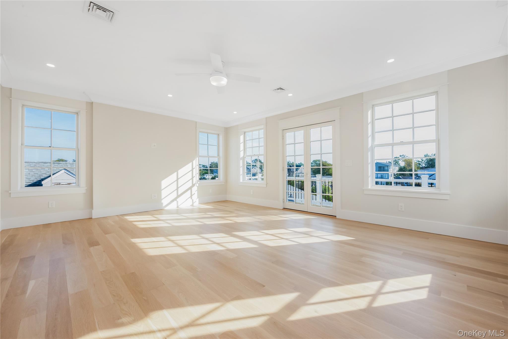 11 Riverdale Avenue — photo 16