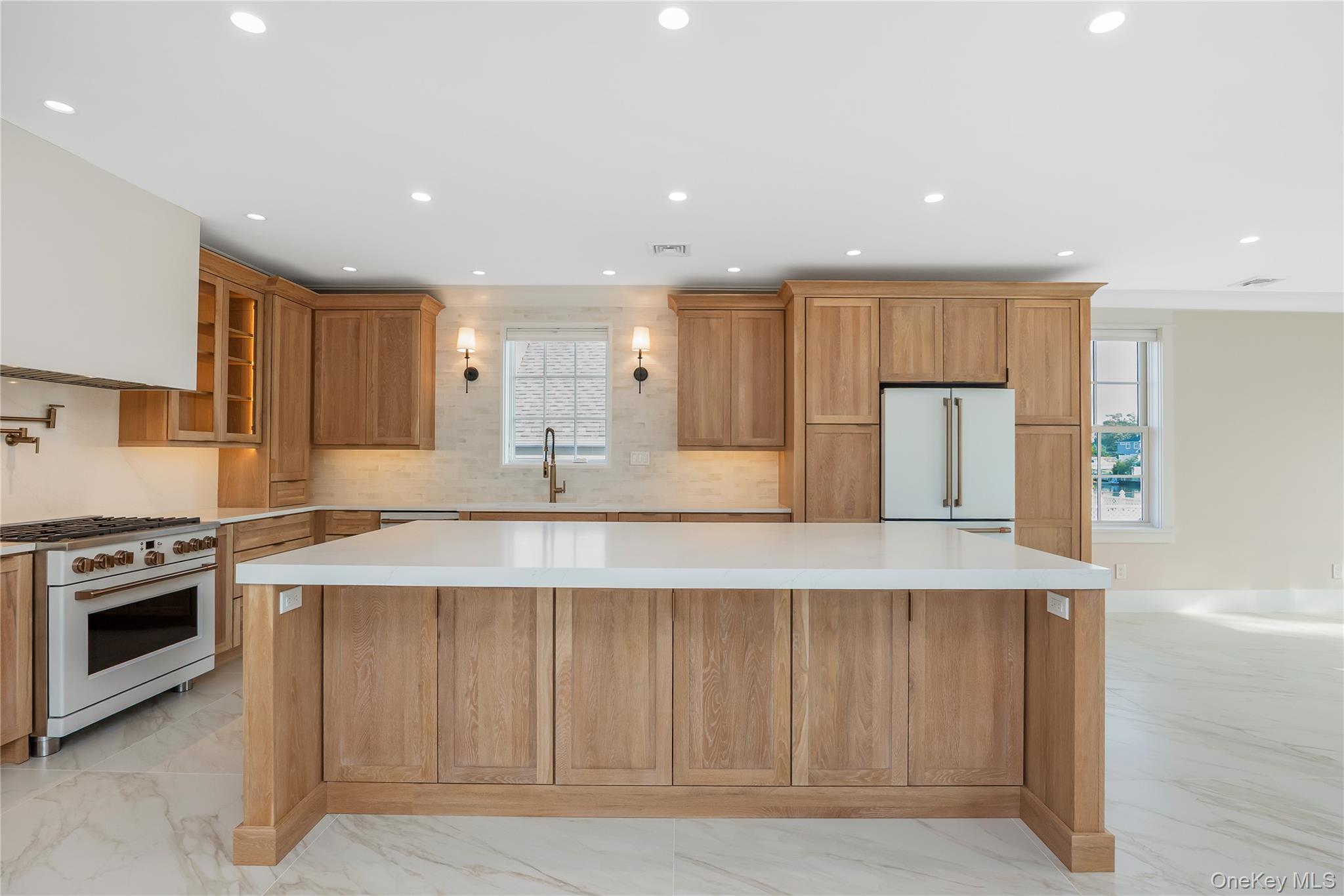 11 Riverdale Avenue — photo 7